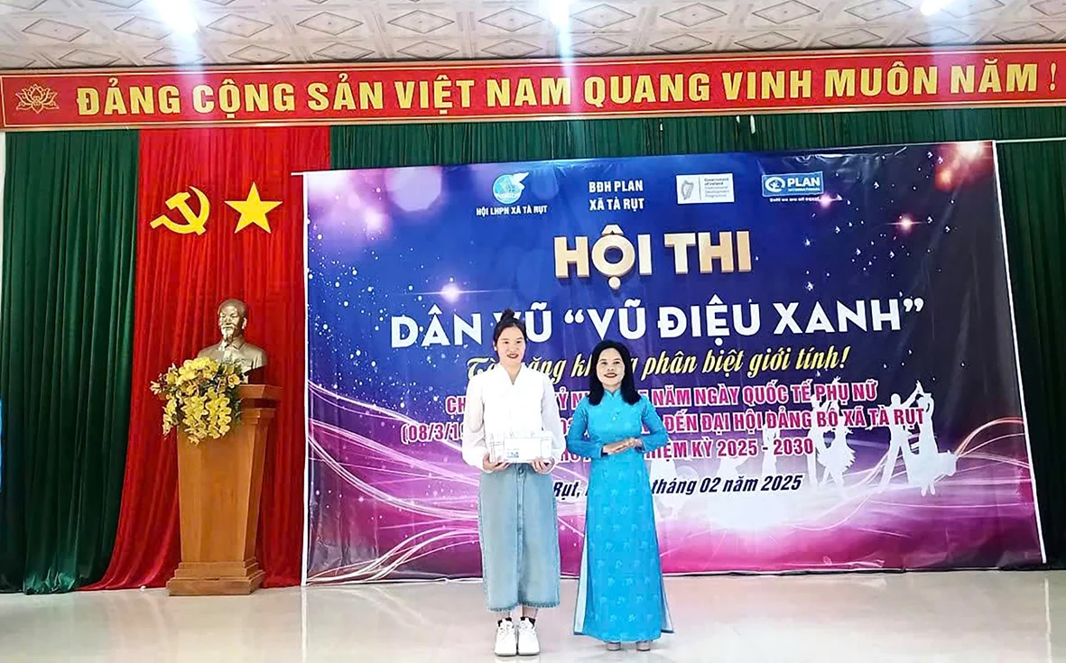 Người phụ nữ “đầu tàu” chuyển đổi nhận thức giới ở Tà Rụt