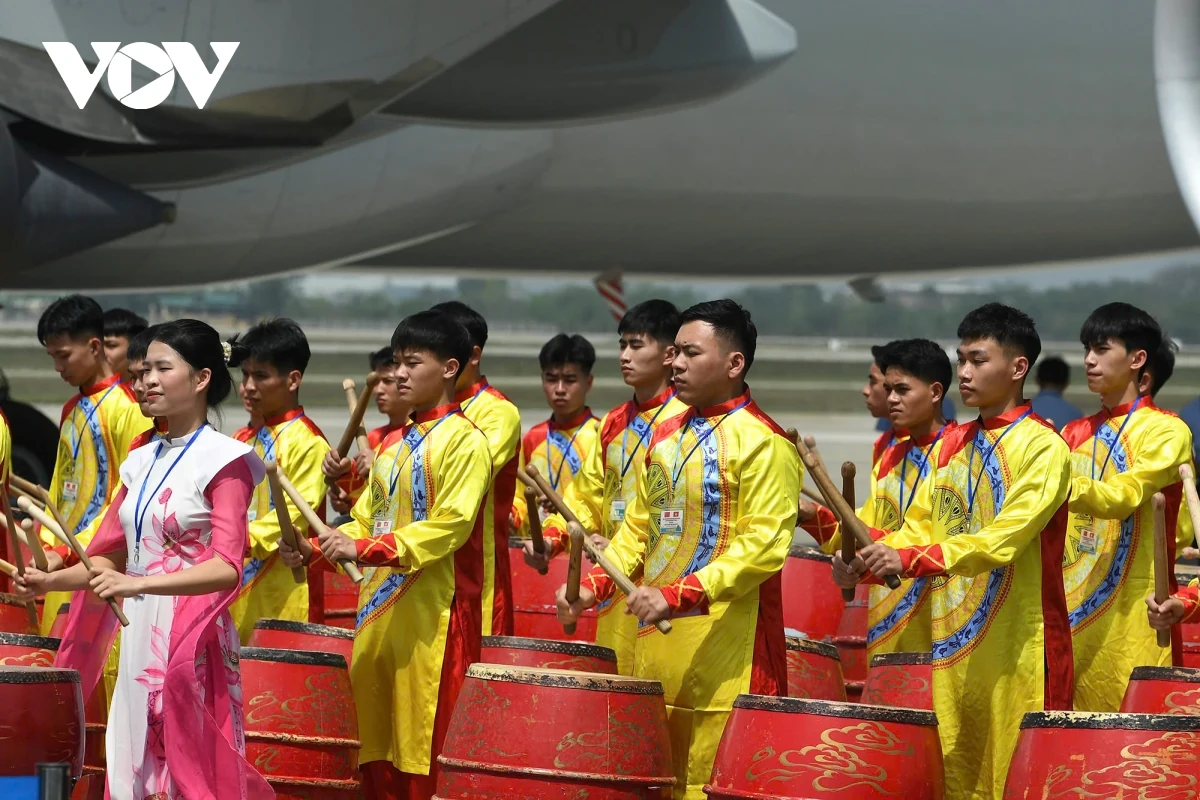 Lễ tiễn Tổng Bí thư, Chủ tịch nước Trung Quốc Tập Cận Bình tại sân bay Nội Bài