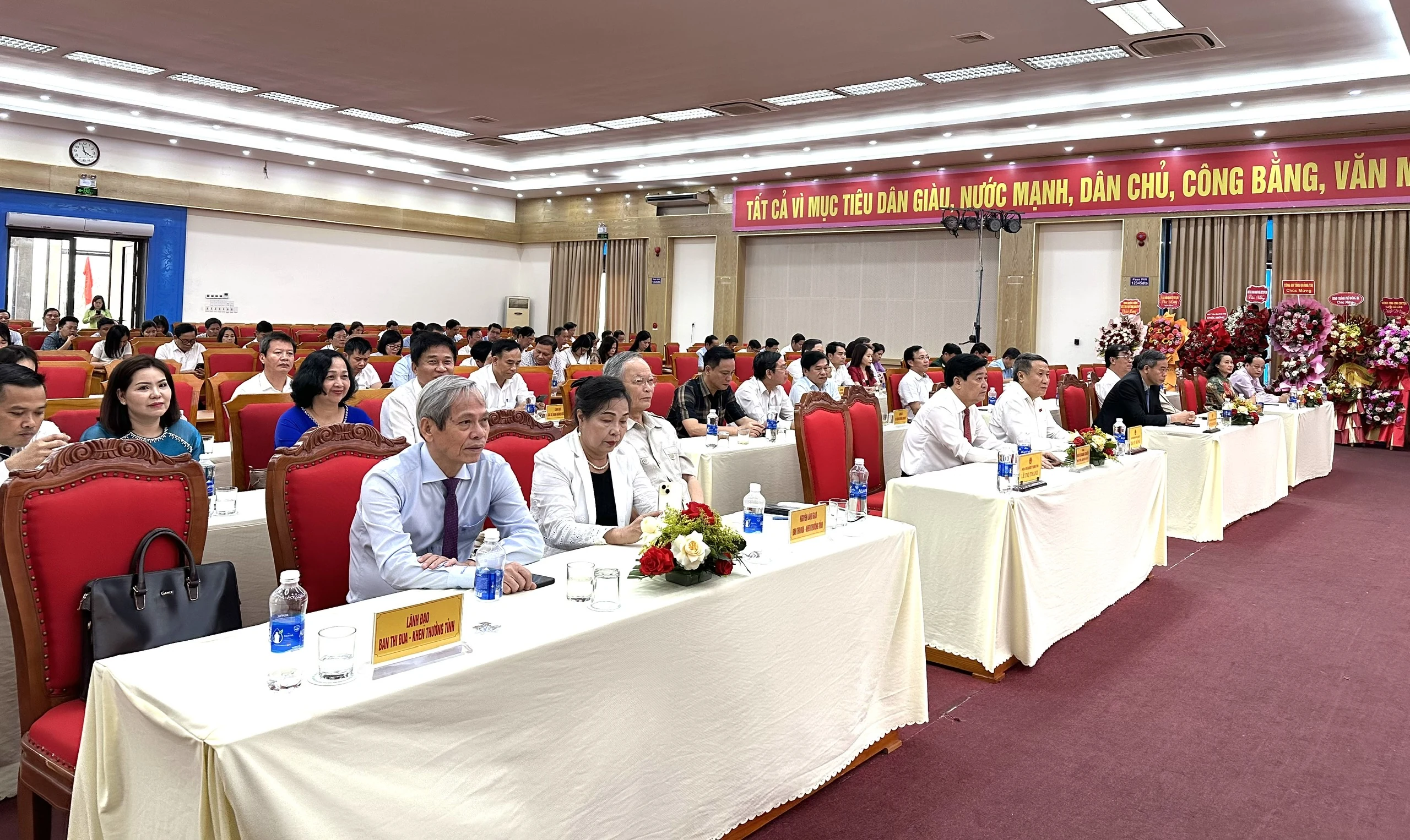 Ban Thi đua - Khen thưởng tỉnh Quảng Trị kỷ niệm 20 năm ngày thành lập