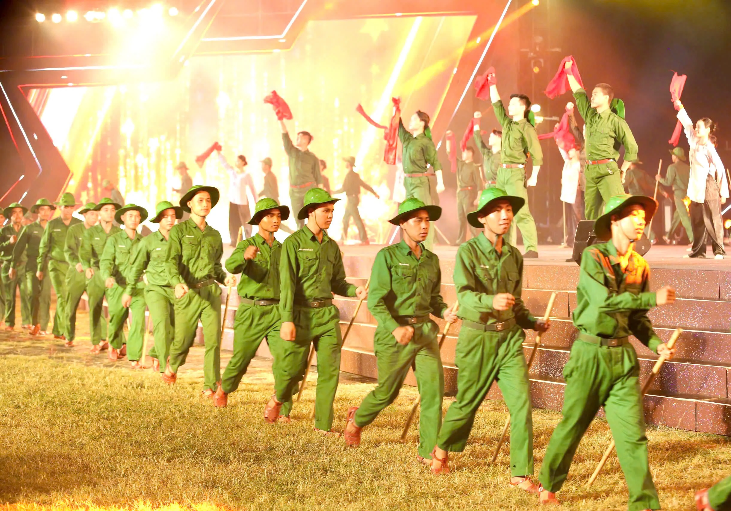 Cầu truyền hình “Vang mãi khúc khải hoàn” kỷ niệm 50 năm Ngày giải phóng miền Nam, thống nhất đất nước