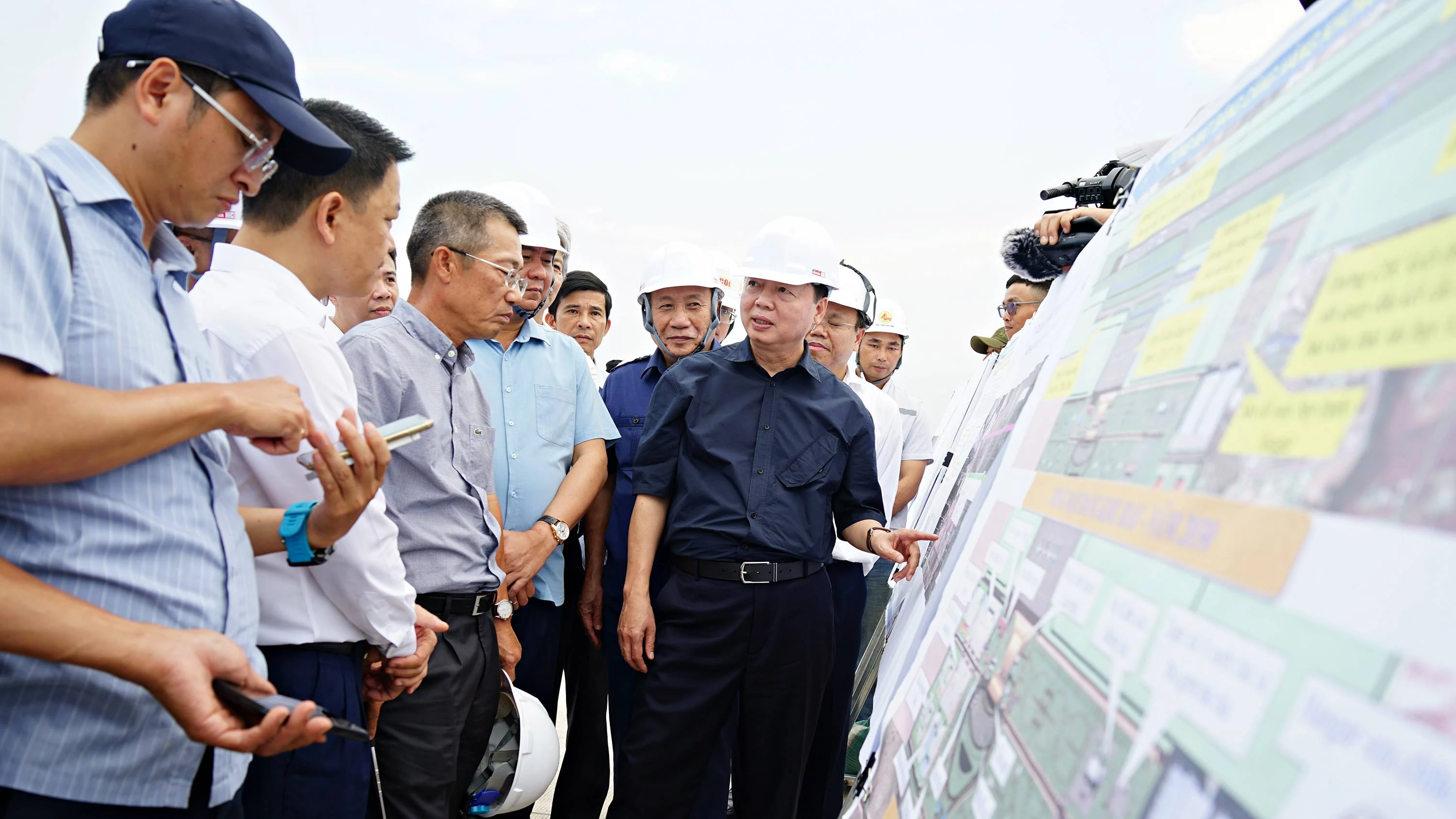 Phó Thủ tướng Trần Hồng Hà kiểm tra tiến độ các dự án trọng điểm trên địa bàn tỉnh