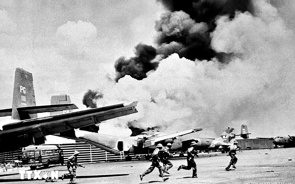 Tầm vóc thời đại của Chiến thắng 30/4/1975 với sự nghiệp xây dựng và bảo vệ Tổ quốc