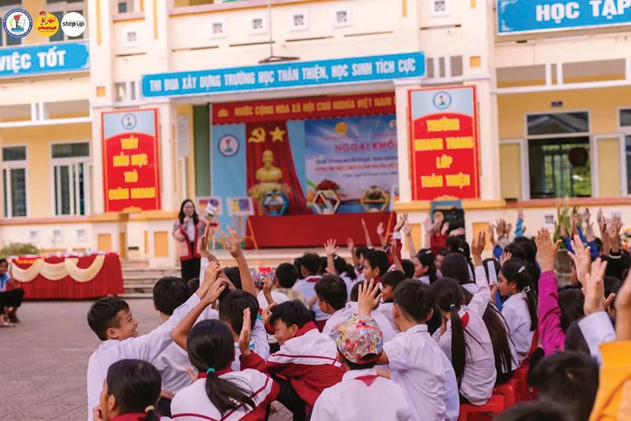 Truyền cảm hứng đọc sách cho học sinh vùng cao