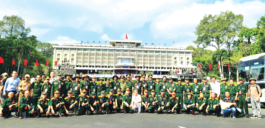 Về nơi một thời khói lửa
