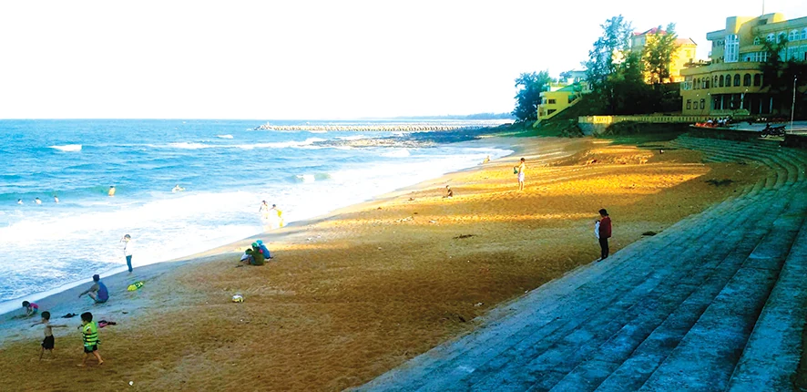 Quang Tri leverages coastal tourism to boost marine economy