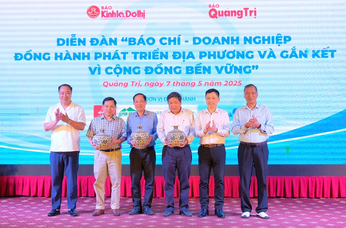 Diễn đàn “Báo chí - doanh nghiệp đồng hành phát triển địa phương và gắn kết vì cộng đồng bền vững”