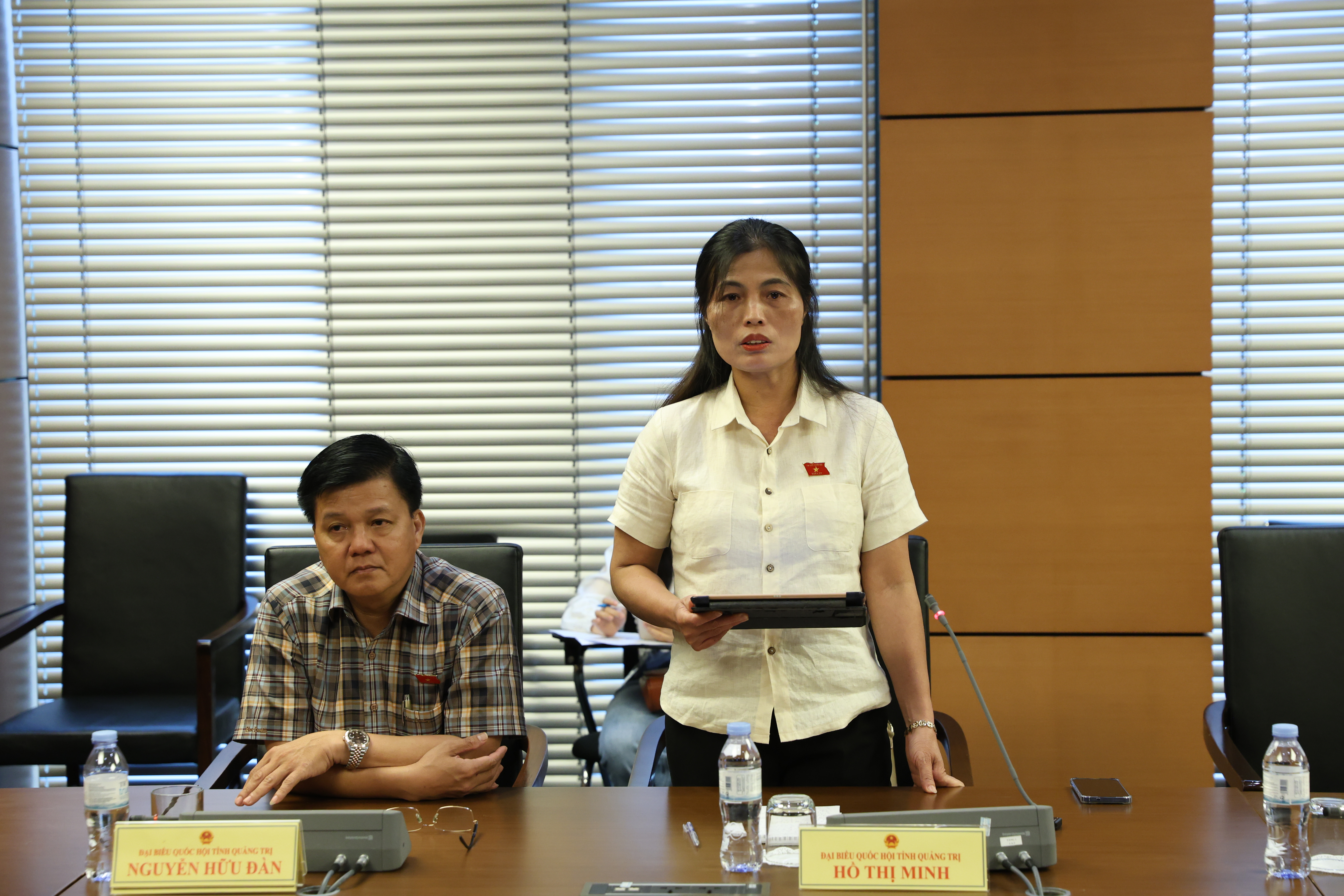 Thảo luận Tổ Dự thảo Nghị quyết của Quốc hội về một số cơ chế chính sách phát triển kinh tế tư nhân; dự thảo Luật Tham gia Lực lượng gìn giữ hòa bình của Liên hợp quốc