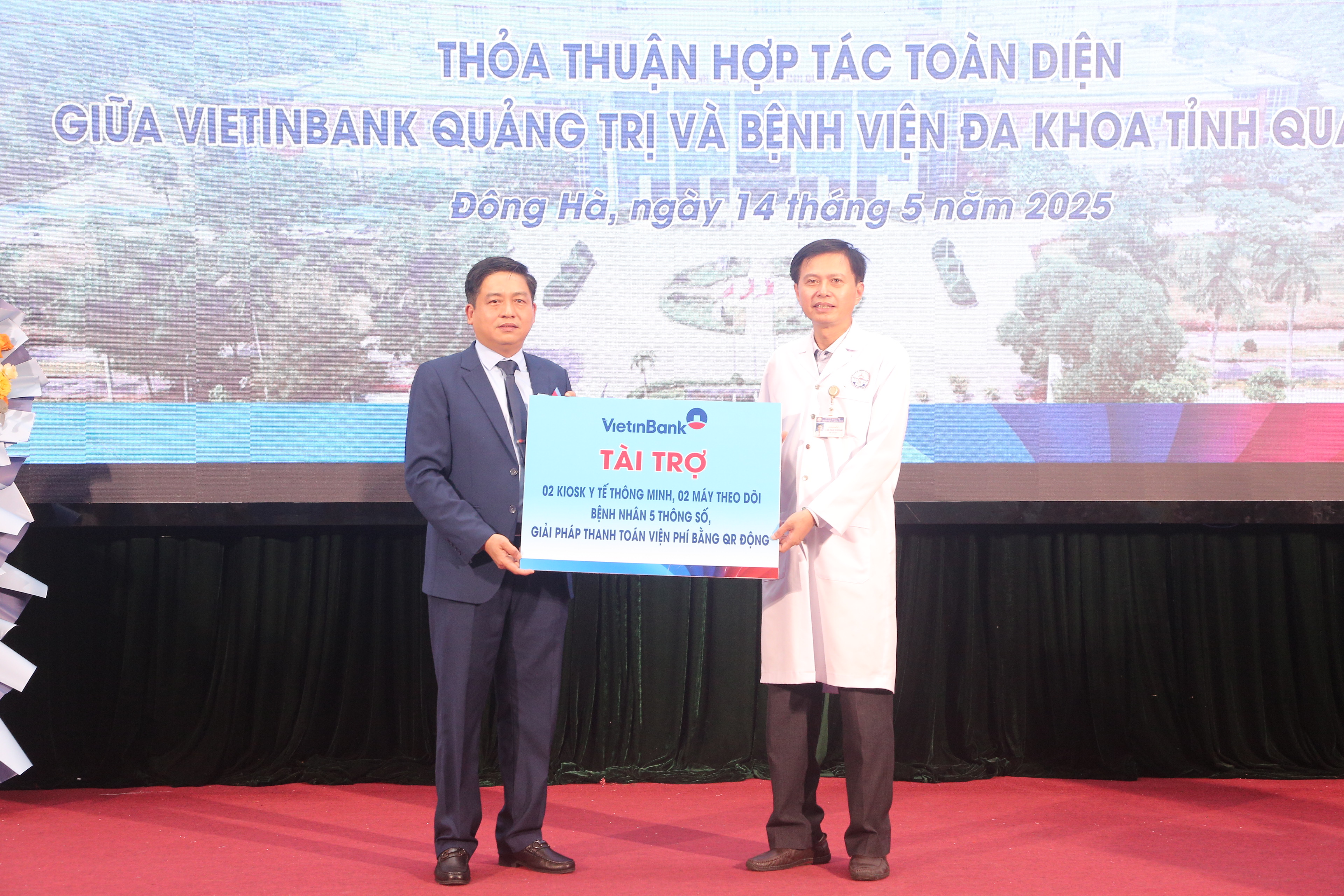 VietinBank Quảng Trị và Bệnh viện Đa khoa tỉnh ký kết thỏa thuận hợp tác toàn diện