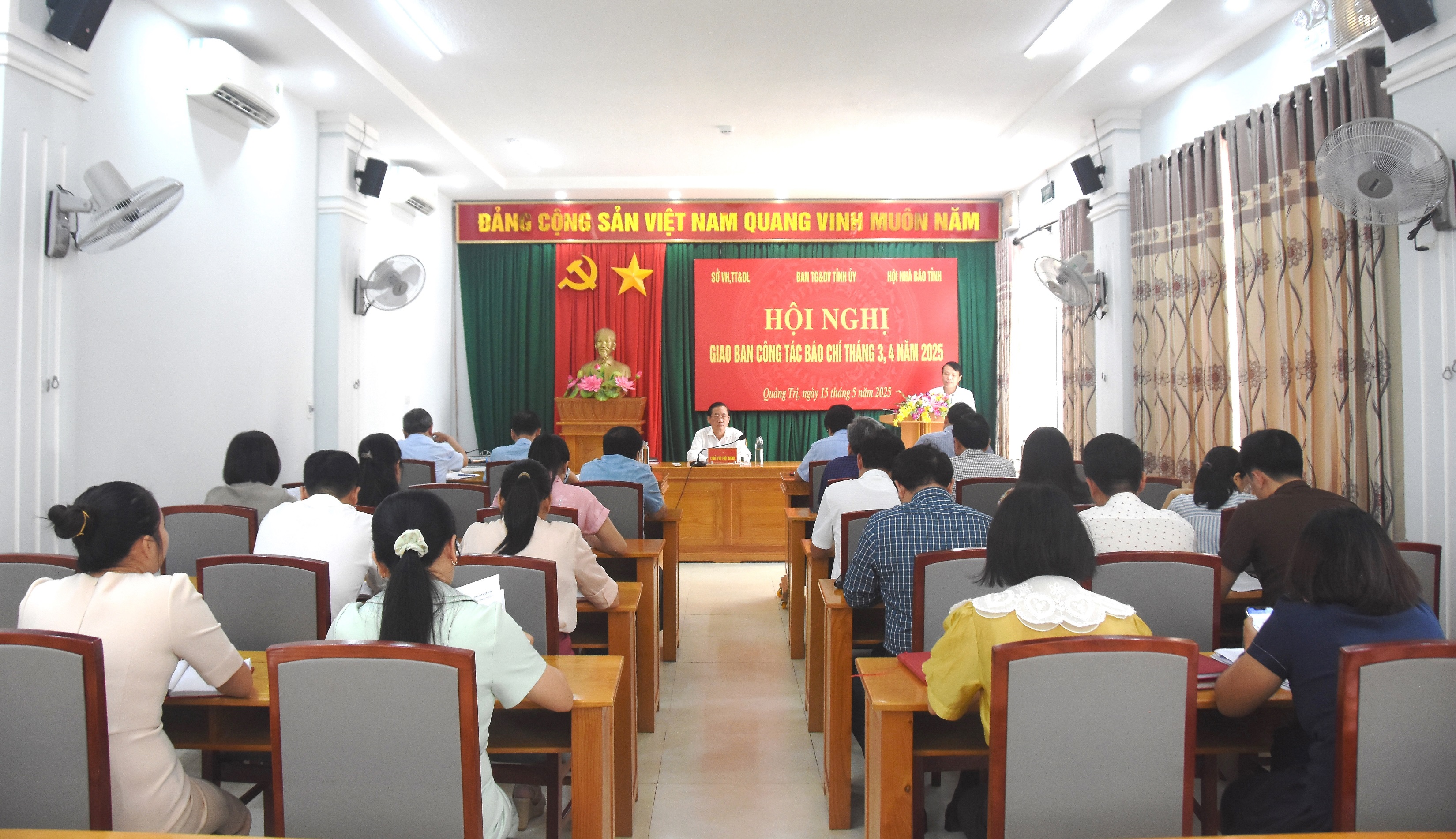 Giao ban công tác báo chí tháng 3, 4/2025