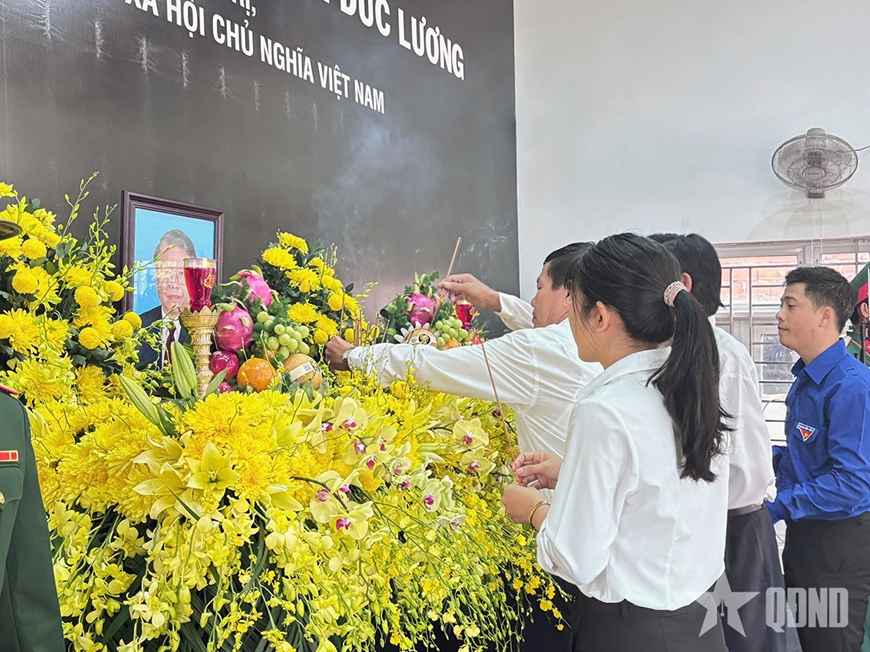 Cử hành trọng thể Lễ viếng nguyên Chủ tịch nước Trần Đức Lương