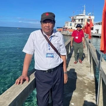 Trường Sa, bình yên và sóng ngầm...