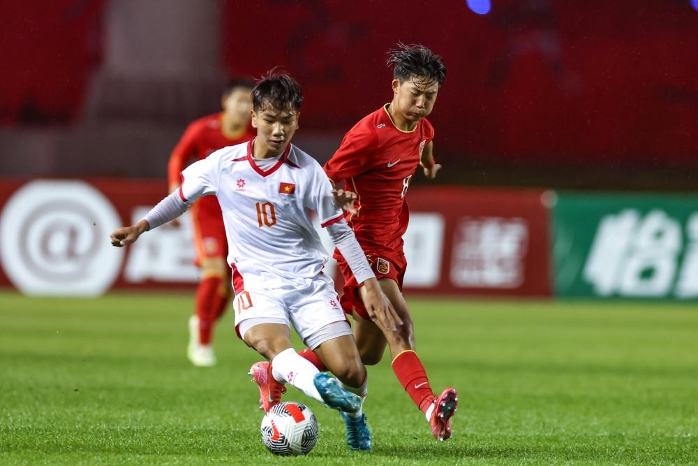 U16 Việt Nam hòa U16 Trung Quốc theo kịch bản khó tin