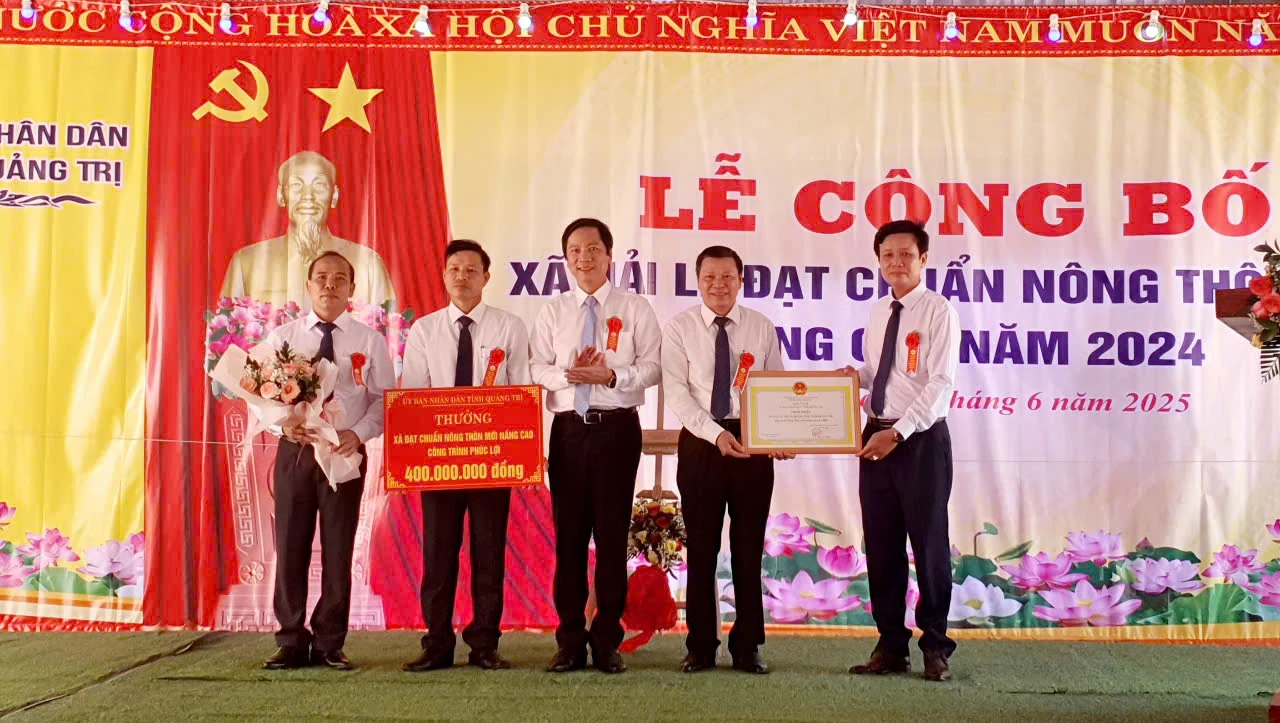 Công bố xã Hải Lệ đạt chuẩn nông thôn mới nâng cao