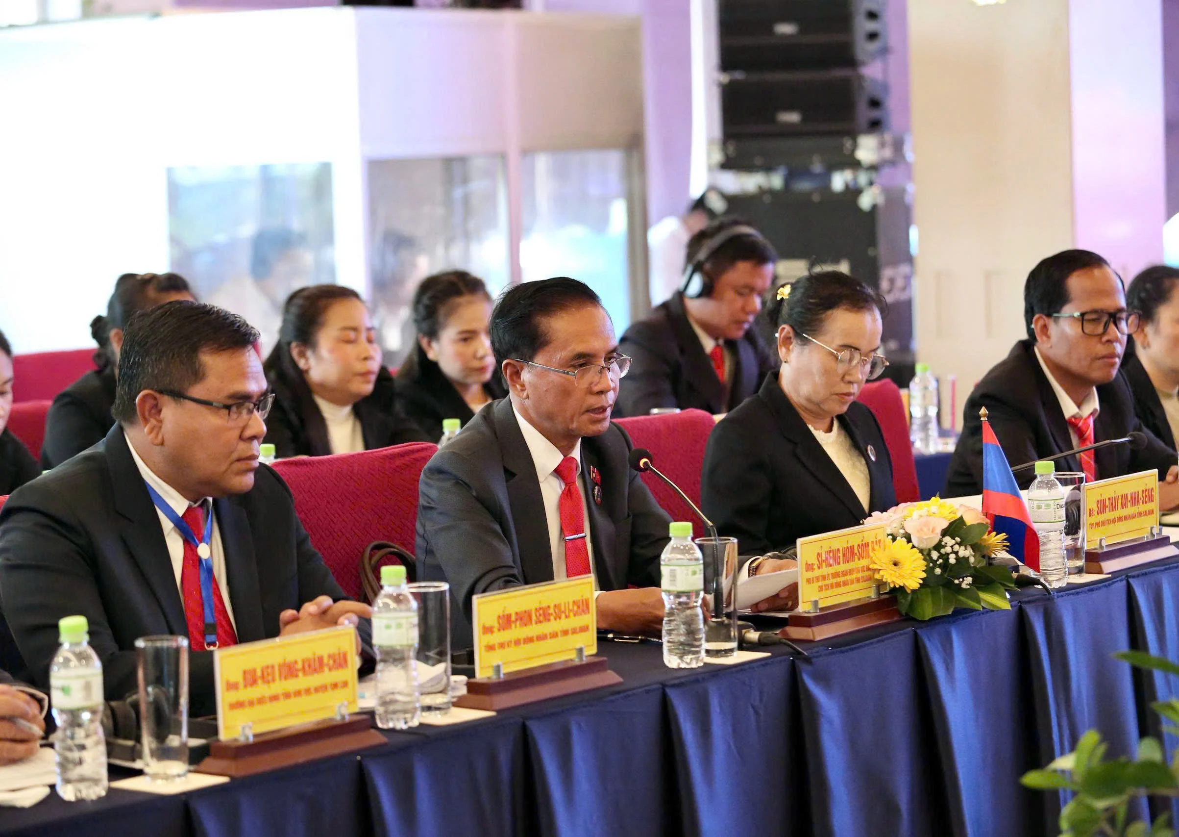 Hội đàm trao đổi kinh nghiệm giữa hai Đoàn đại biểu HĐND tỉnh Quảng Trị - tỉnh Salavan