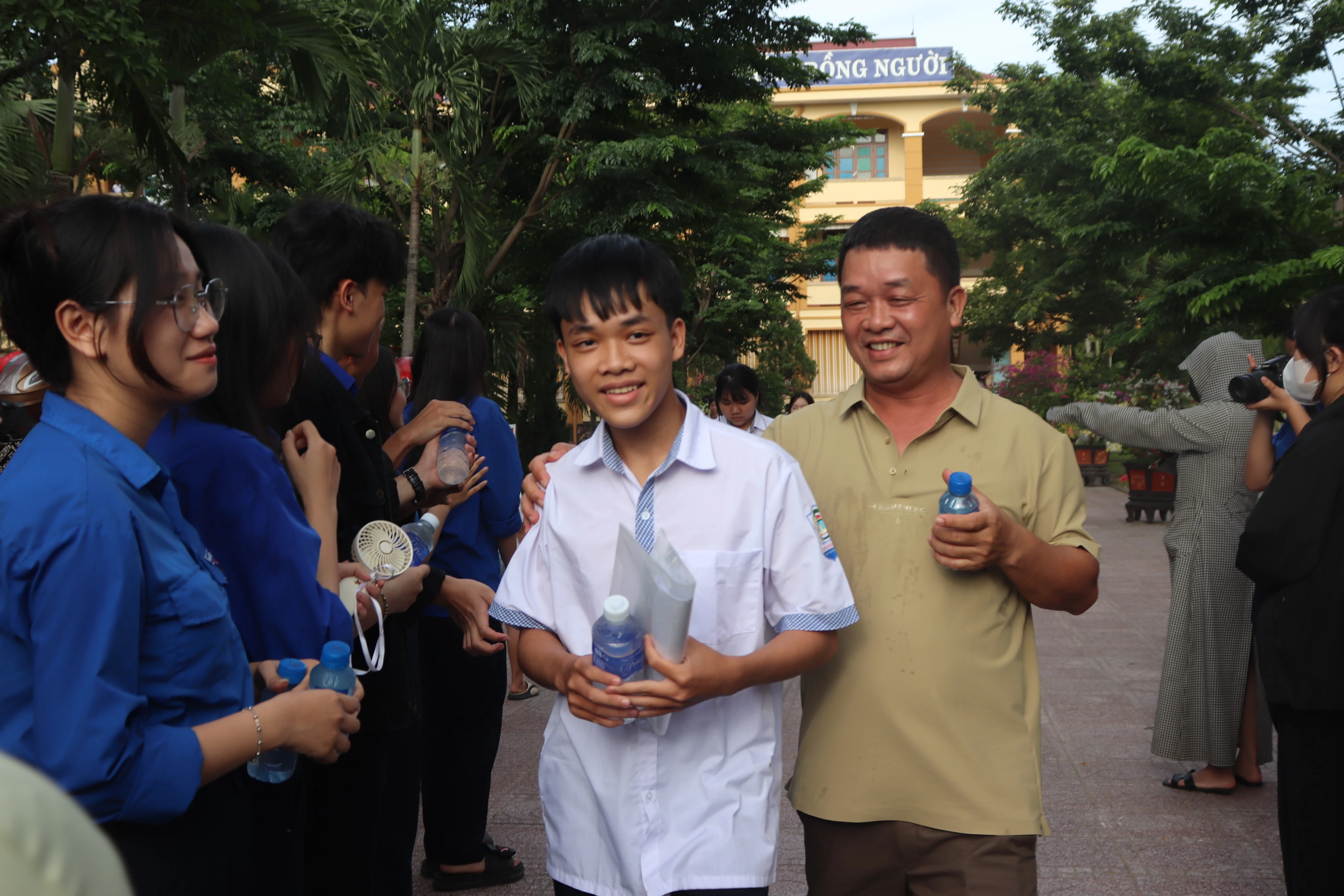 Kỳ thi tuyển sinh lớp 10 năm học 2025 - 2026 diễn ra an toàn, nghiêm túc