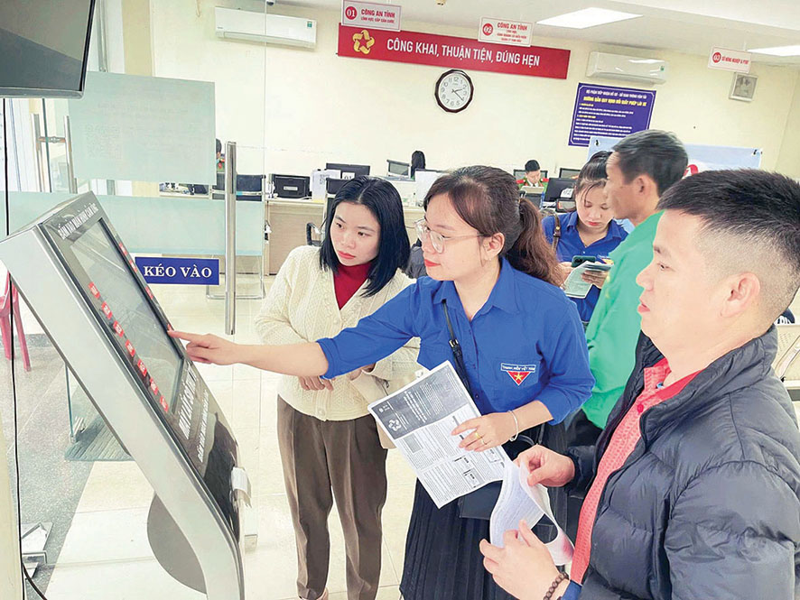 “Cầm tay chỉ việc” để cùng chuyển đổi số