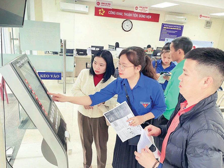 “Cầm tay chỉ việc” để cùng chuyển đổi số