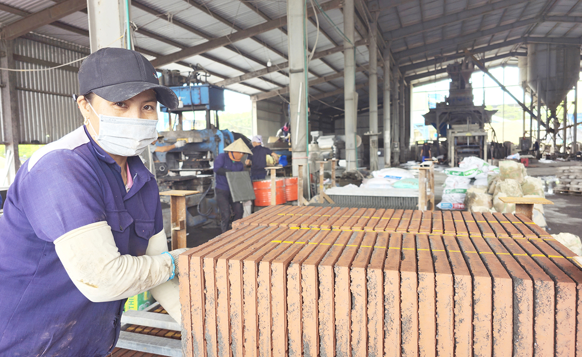 Chú trọng an toàn lao động trong ngành xây dựng