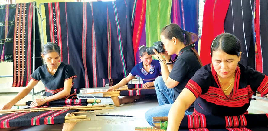 Một thời và mãi mãi