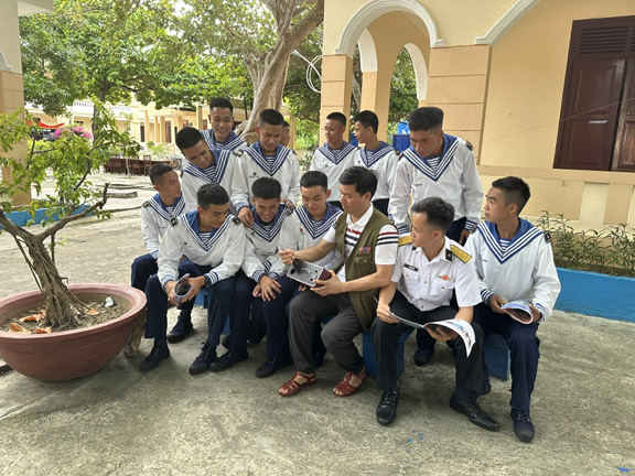 Hành trình đặc biệt đến Trường Sa và nhà giàn DK1/19