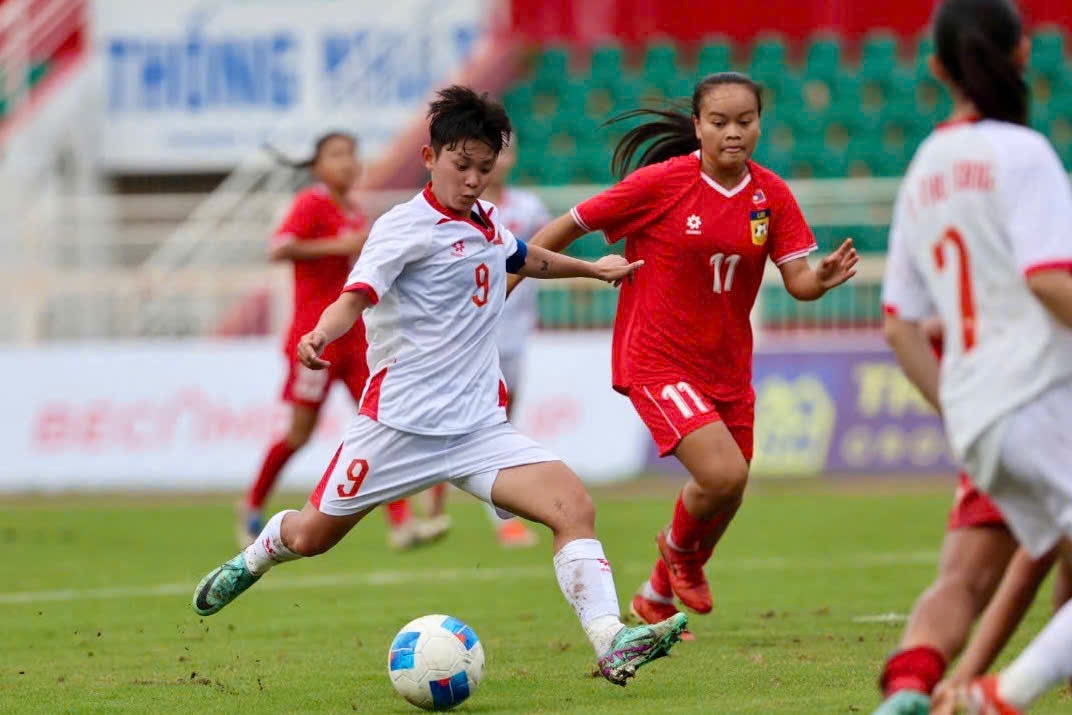 Đại thắng 8-0, đại diện bóng đá Việt Nam thẳng tiến vào bán kết giải Đông Nam Á