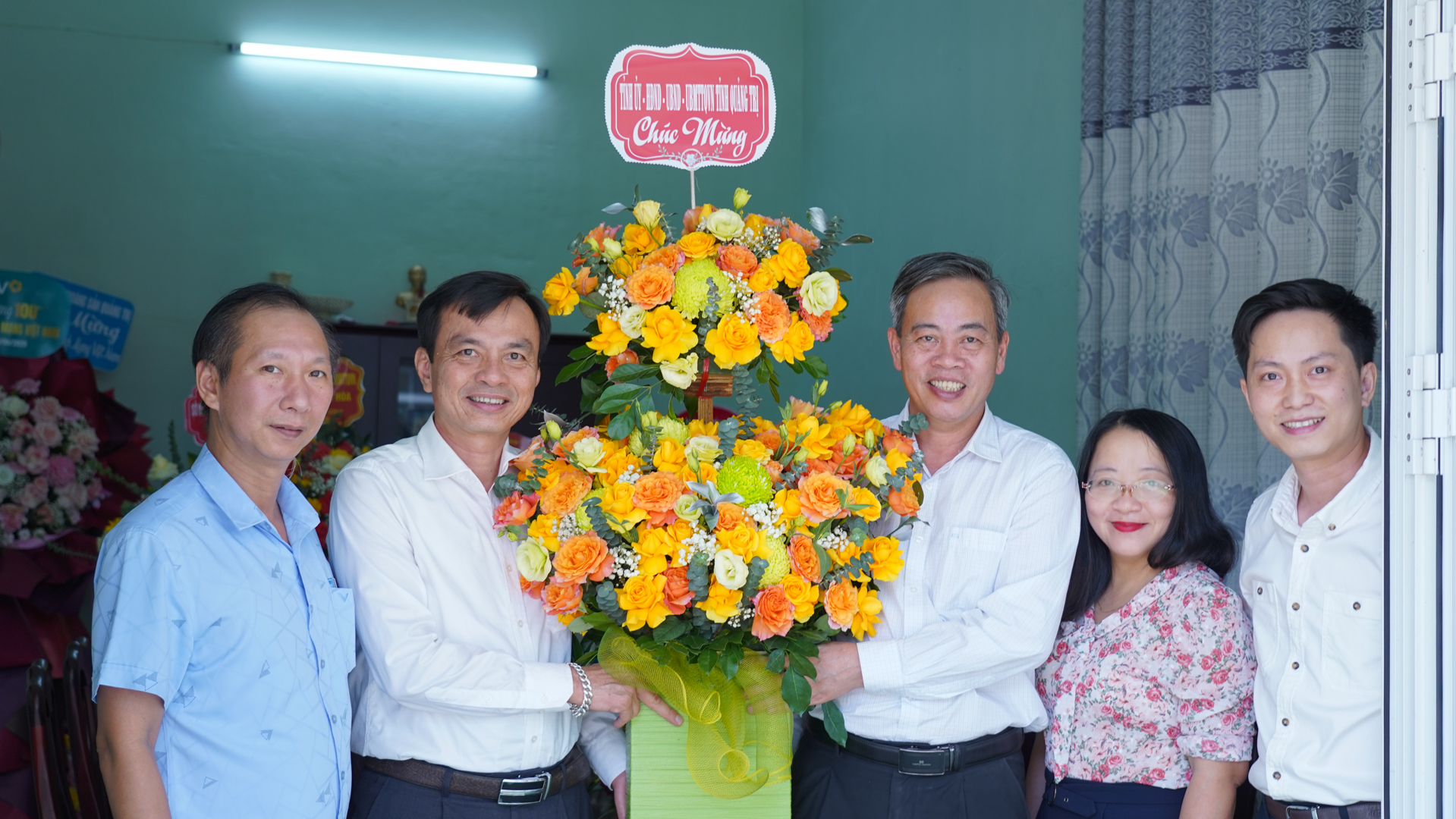 Phó Bí thư Thường trực Tỉnh ủy, Chủ tịch HĐND tỉnh Nguyễn Đăng Quang thăm, chúc mừng Báo và Đài PT-TH tỉnh Quảng Trị