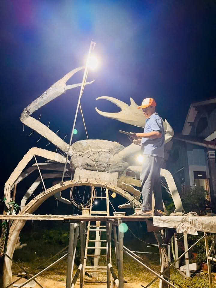 “Nghệ nhân” đa tài ở làng biển Tân Hải