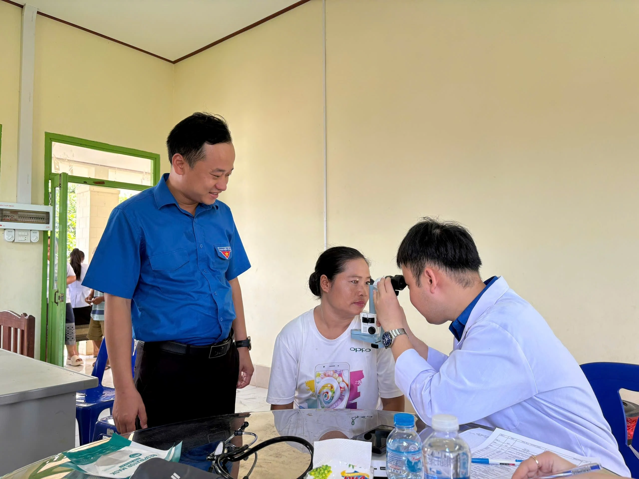Quang Tri and Savannakhet Youth Unions launch volunteer campaign in Laos