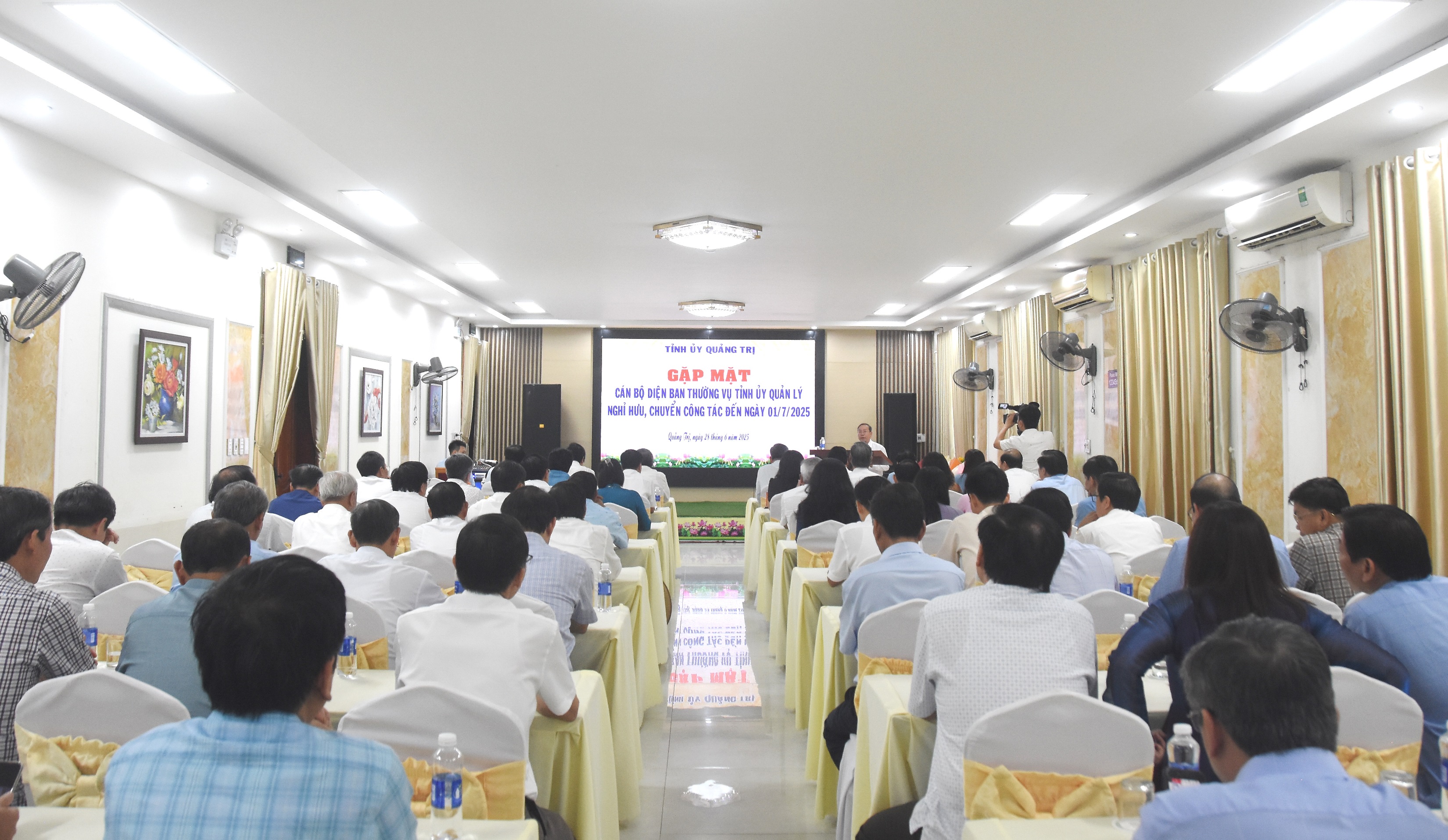 Gặp mặt cán bộ thuộc diện Ban Thường vụ Tỉnh ủy quản lý nghỉ hưu, chuyển công tác đến ngày 1/7/2025
