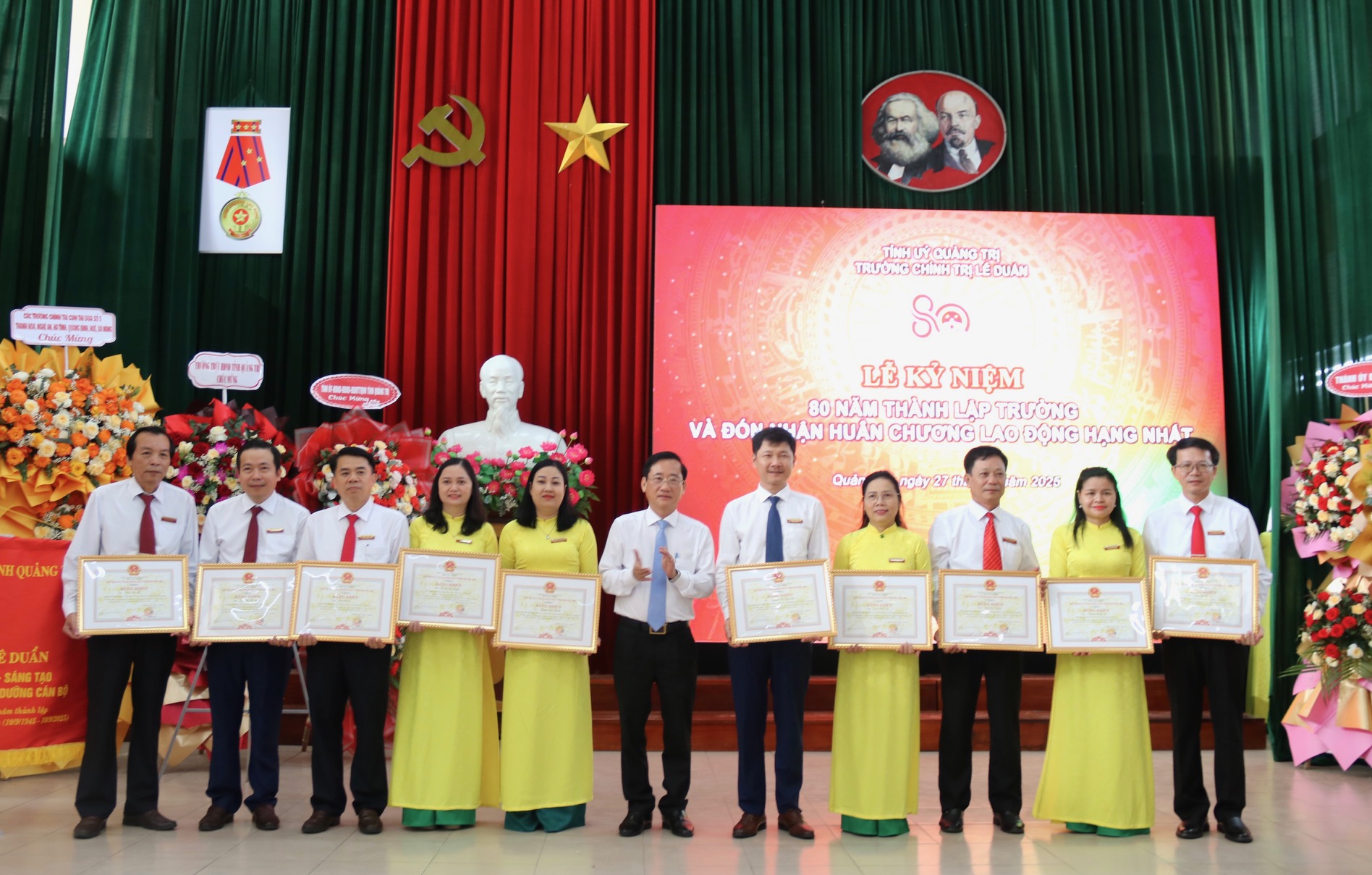 Trường Chính trị Lê Duẩn kỷ niệm 80 năm thành lập và đón nhận Huân chương Lao động hạng Nhất