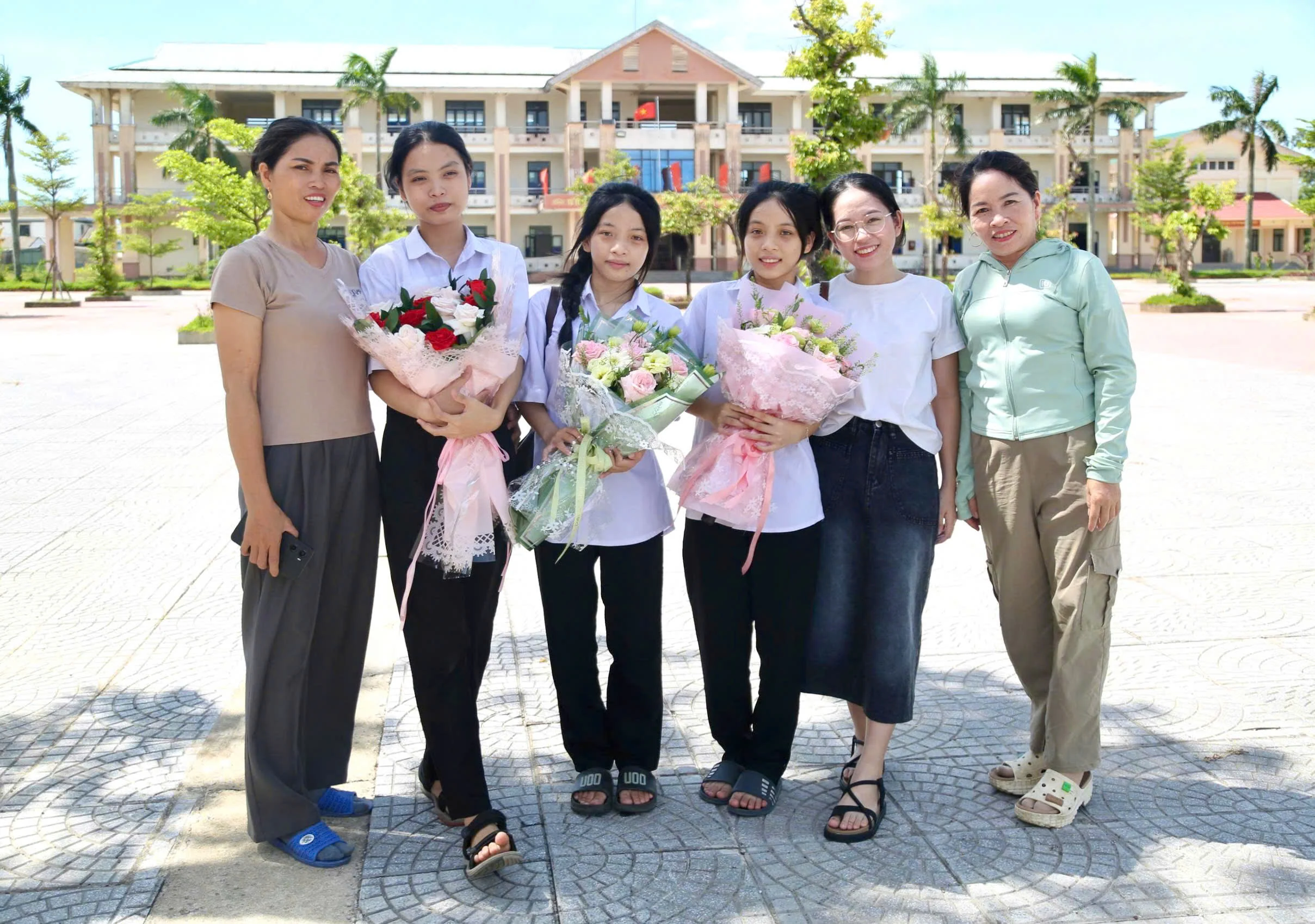 Hơn 8.800 thí sinh hoàn thành bài thi tự chọn kỳ thi tốt nghiệp THPT