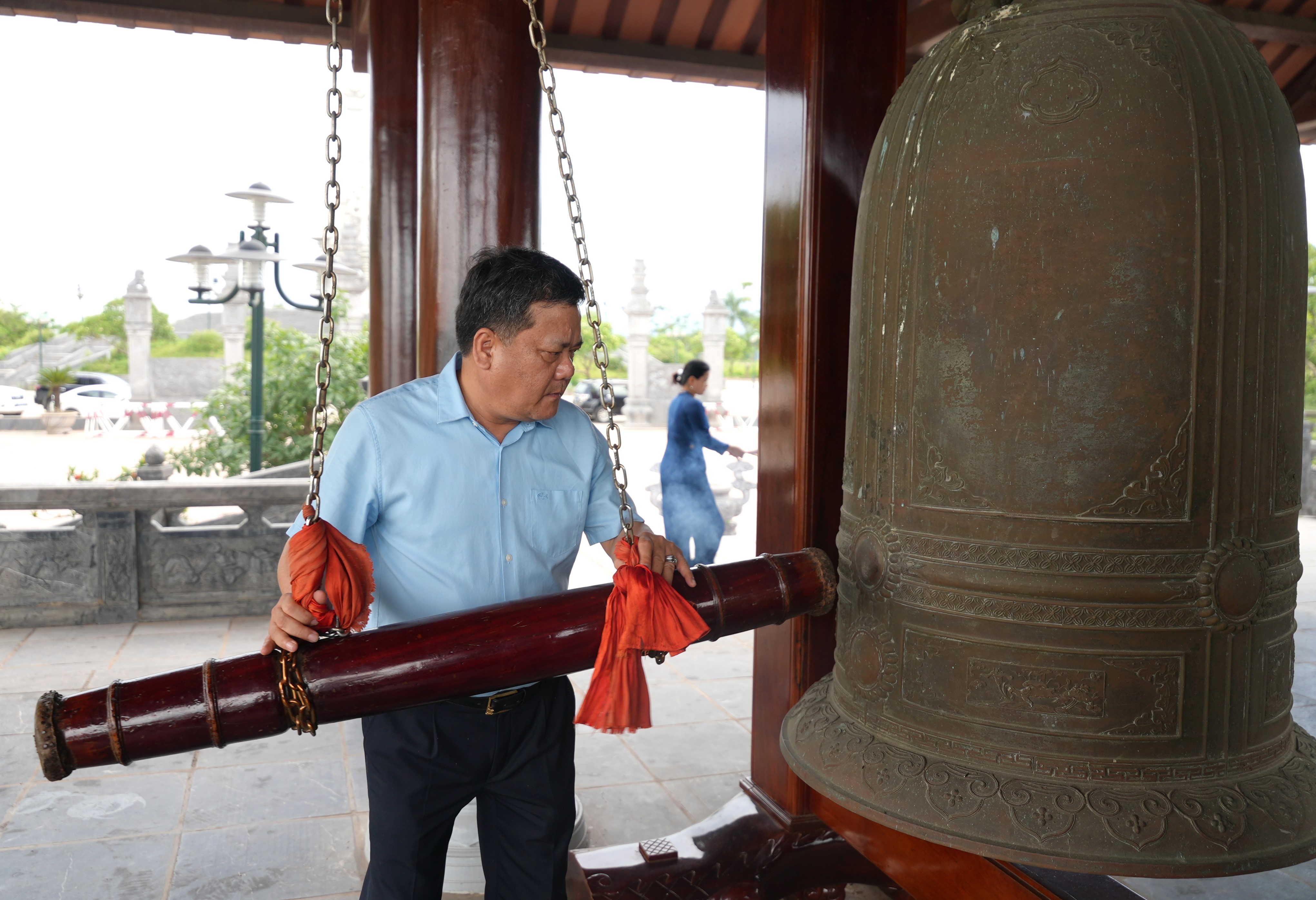 Chủ tịch UBND tỉnh Trần Phong kiểm tra tình hình hoạt động mô hình chính quyền địa phương 2 cấp
