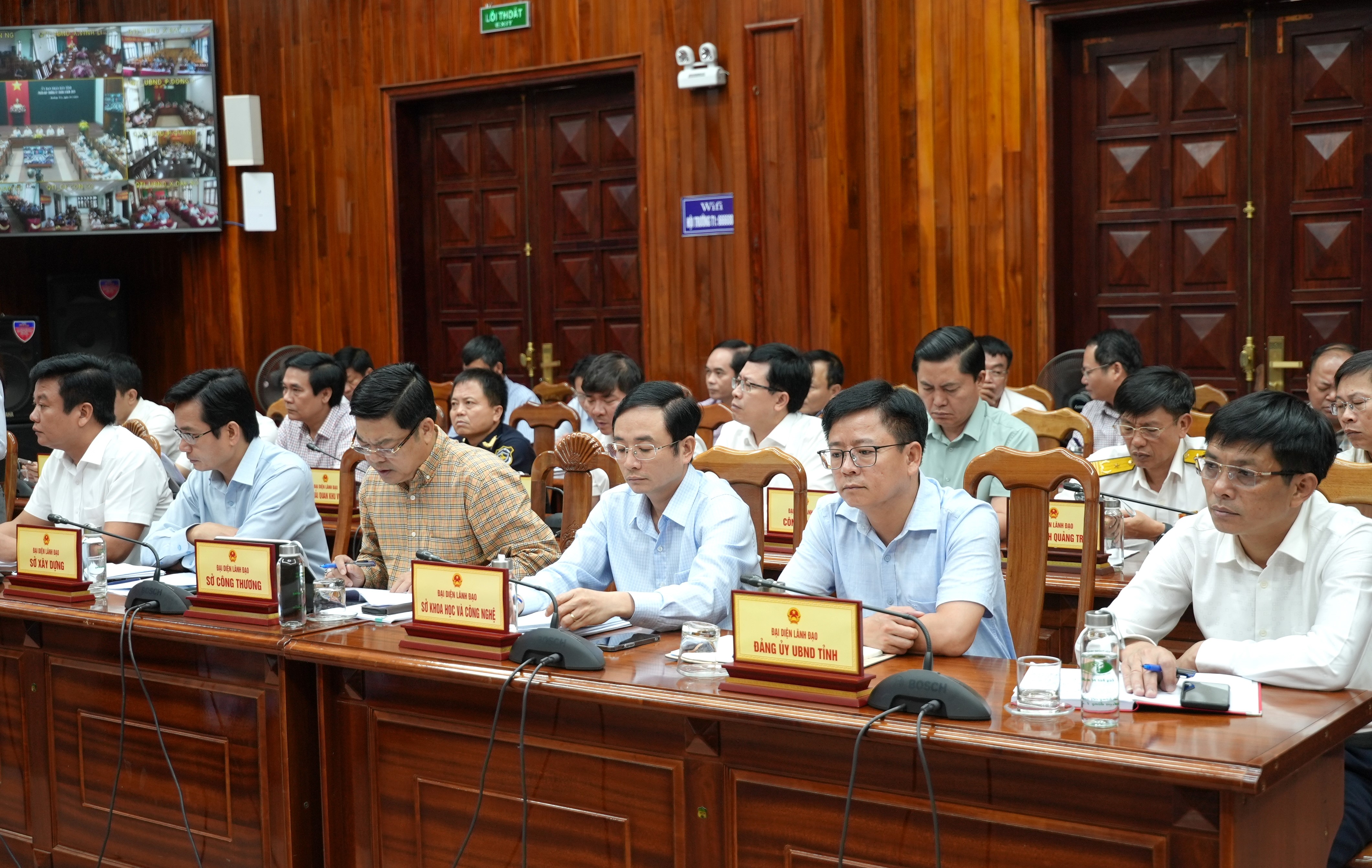 Quyết liệt thực hiện nhiệm vụ phát triển kinh tế xã hội trong giai đoạn mới