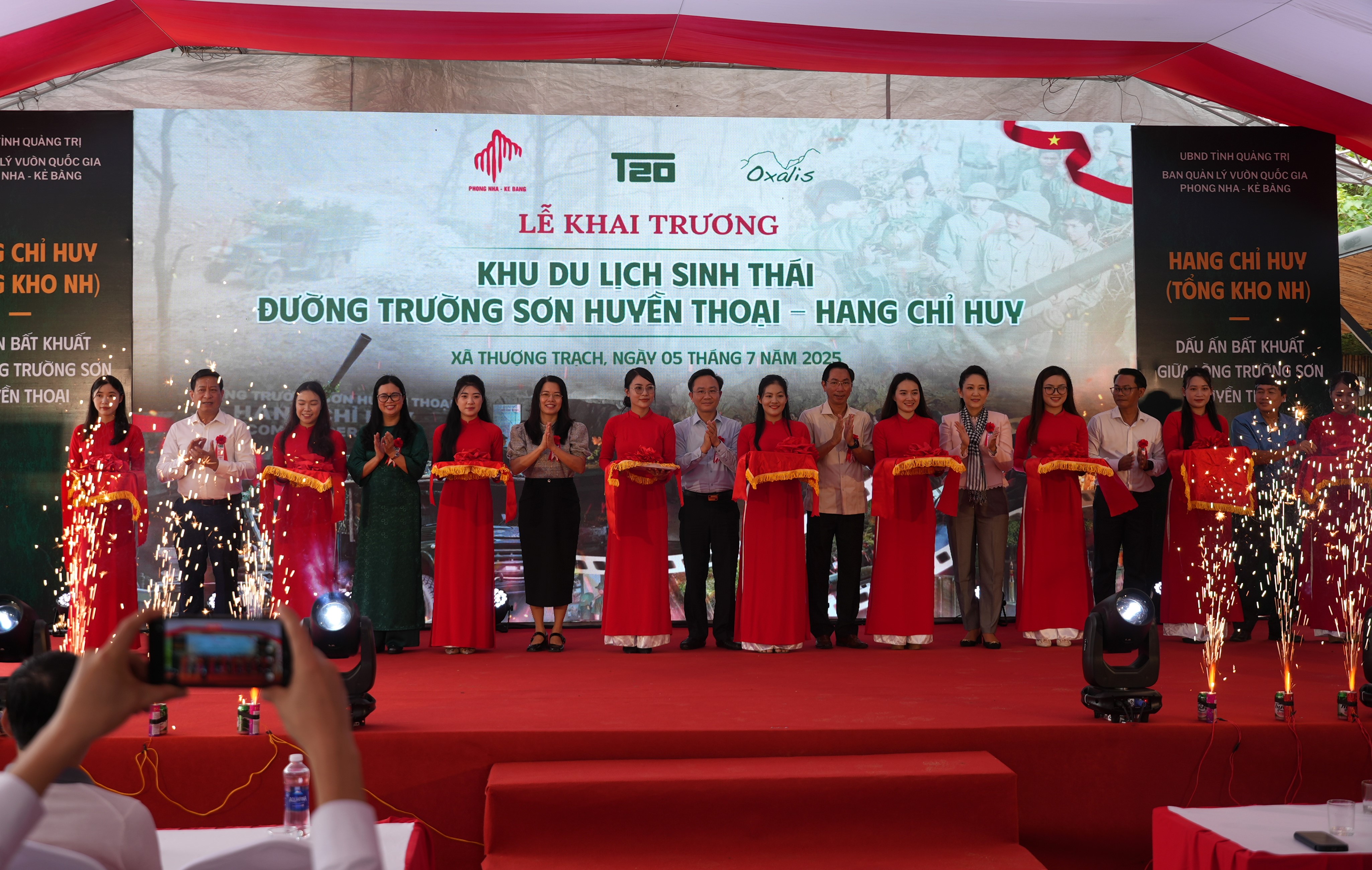 Khai trương khu du lịch sinh thái “Đường Trường Sơn huyền thoại - Hang Chỉ Huy”