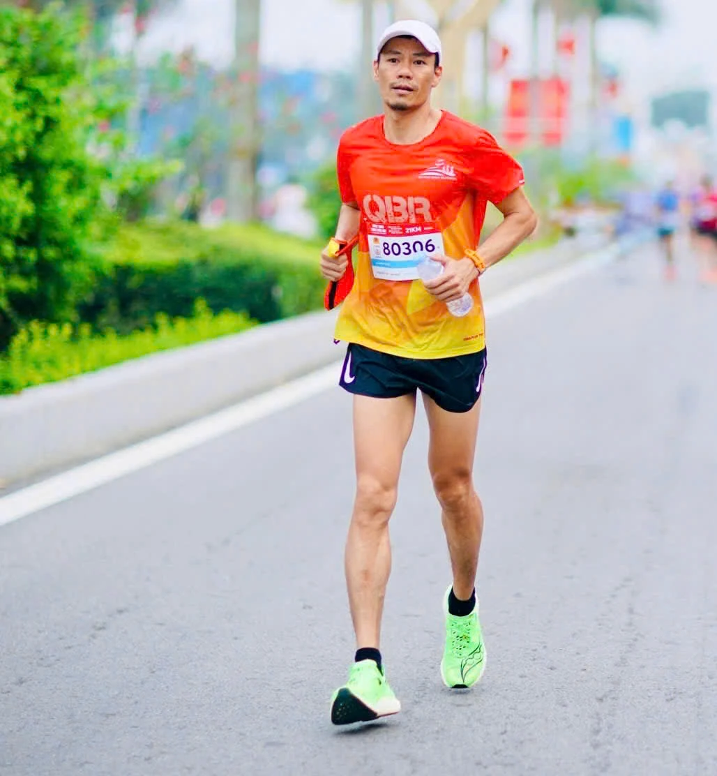 Gần 100 runners tham gia “Long run 73,74km - Khi hai ta về một nhà”