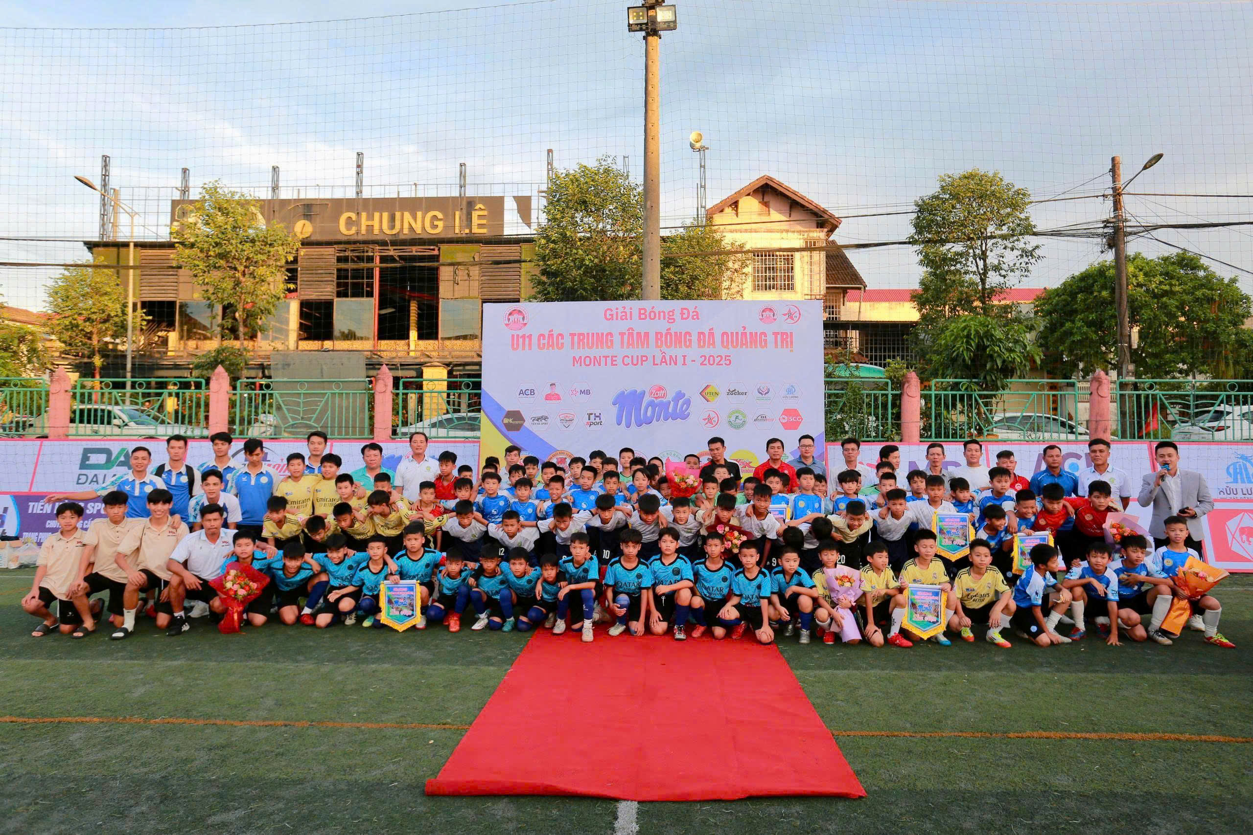 Khai mạc Giải Bóng đá U11 các trung tâm bóng đá cộng đồng Quảng Trị lần thứ I 