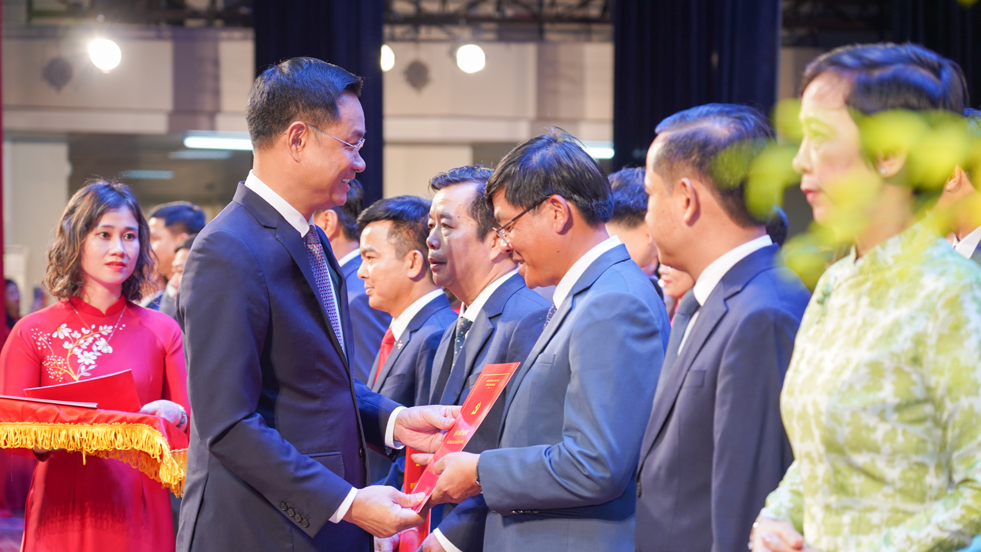 Công bố các nghị quyết, quyết định về sắp xếp đơn vị hành chính các cấp tỉnh Quảng Trị mới