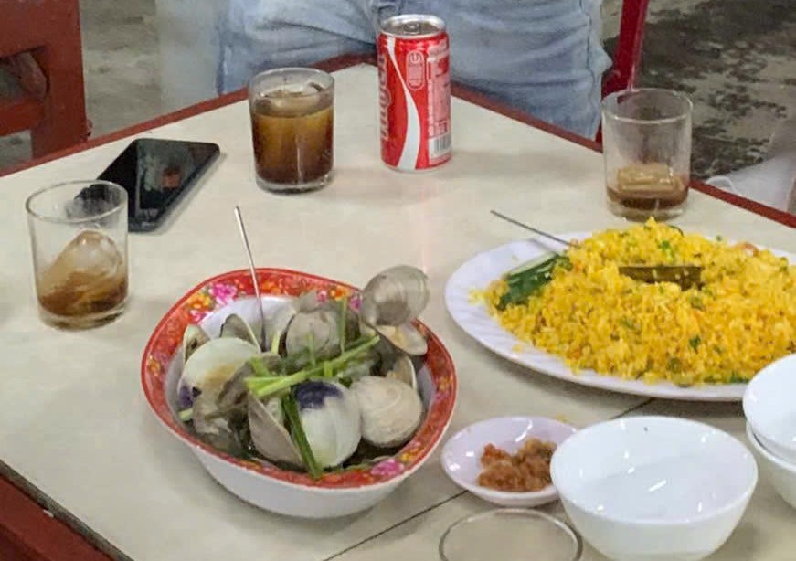 Làm rõ thông tin hộ kinh doanh ở Cửa Việt bán dĩa cơm rang hải sản giá 200 nghìn đồng