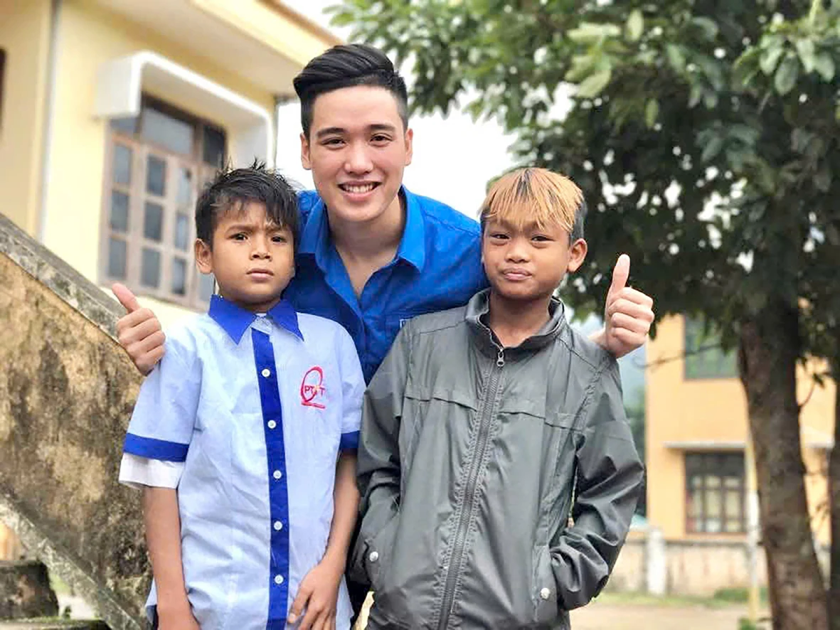 Ca sĩ Triệu Đình Minh và xúc cảm với ca khúc “Em có về Quảng Trị với anh không?”