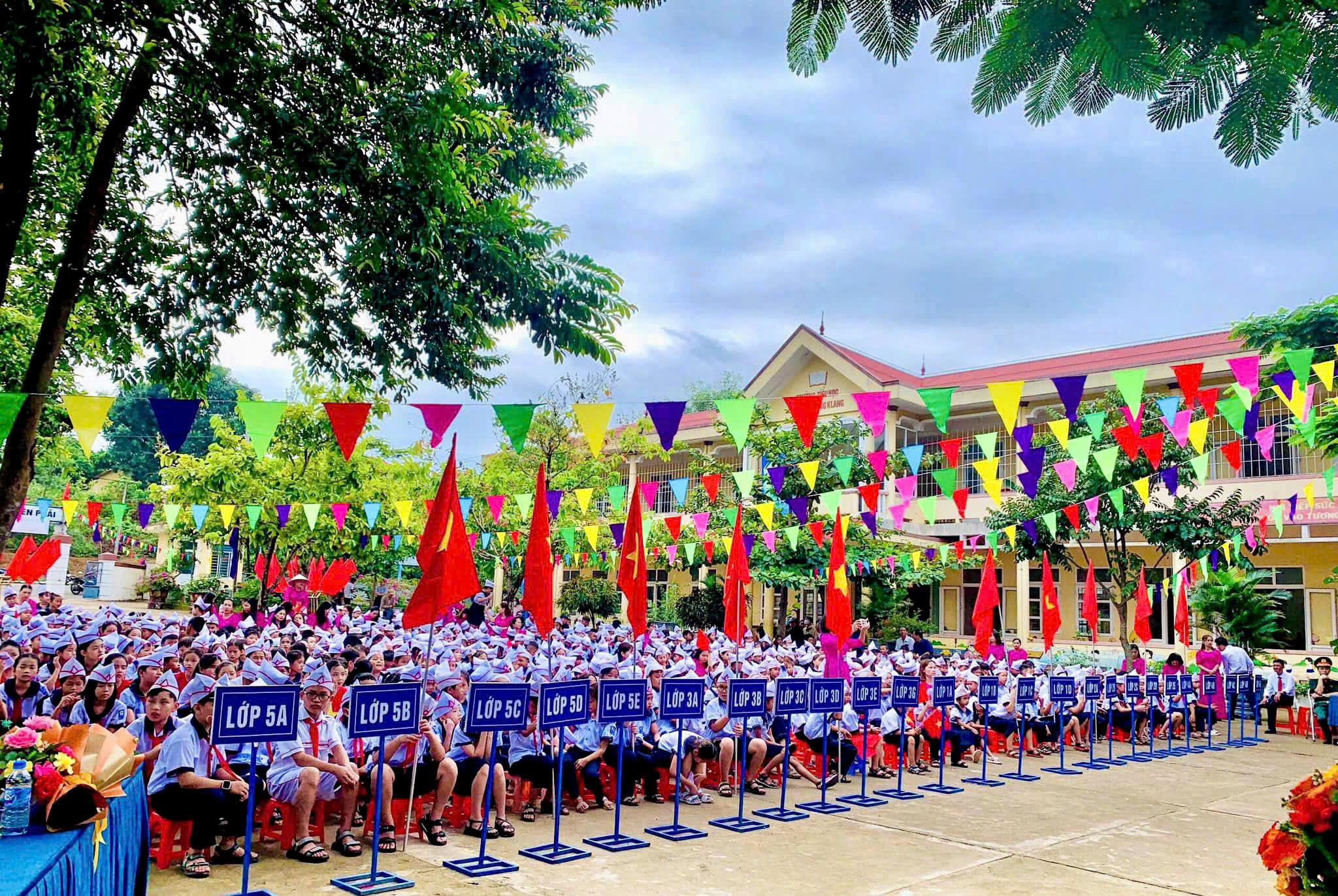Nâng cao chất lượng giáo dục cho học sinh đồng bào dân tộc thiểu số