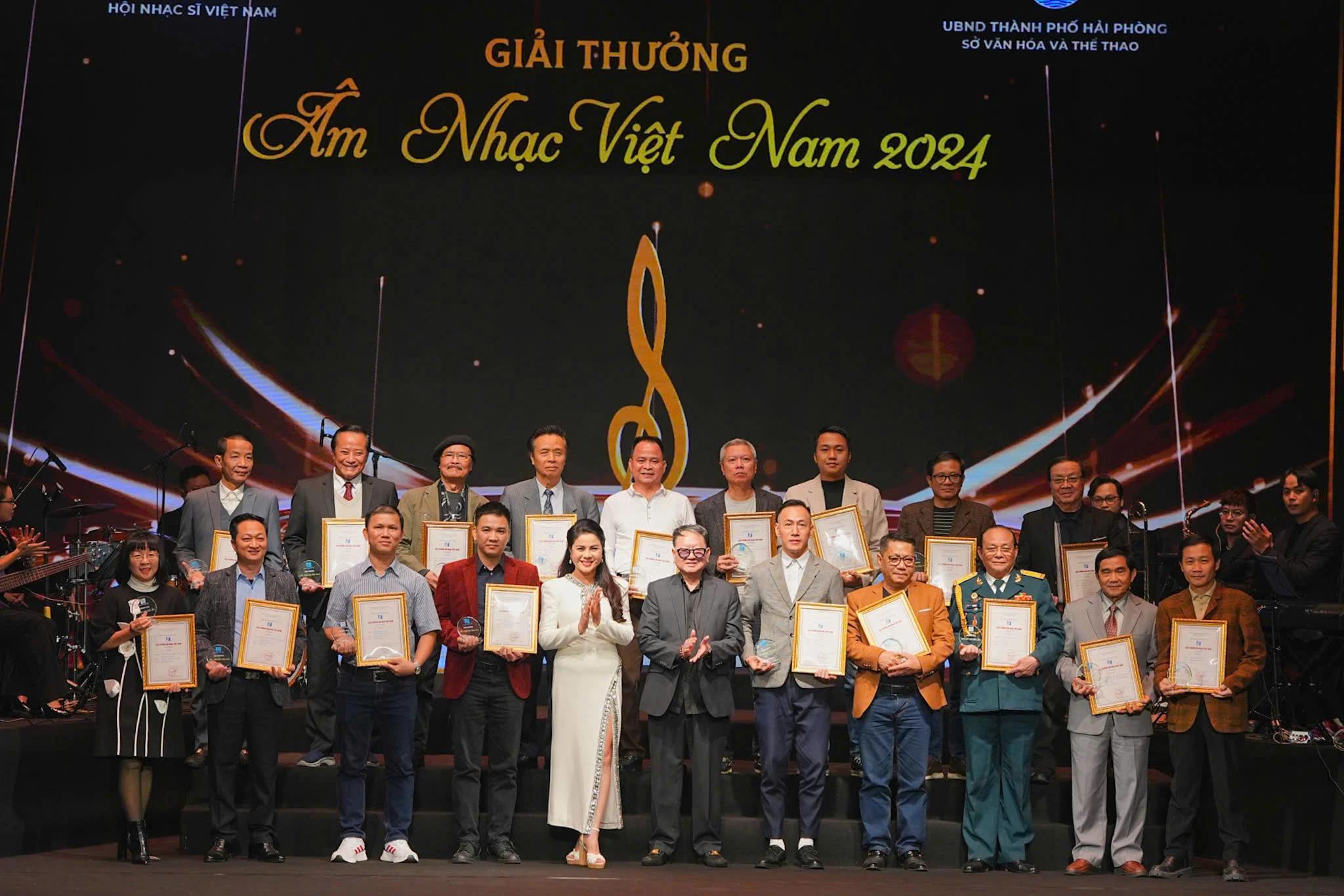“ Mùa quả ngọt” của Duy Anh