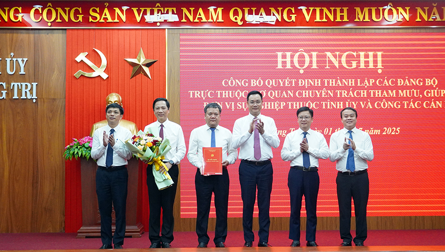 Công bố thành lập Đảng bộ, cơ quan chuyên trách, đơn vị trực thuộc Tỉnh ủy Quảng Trị