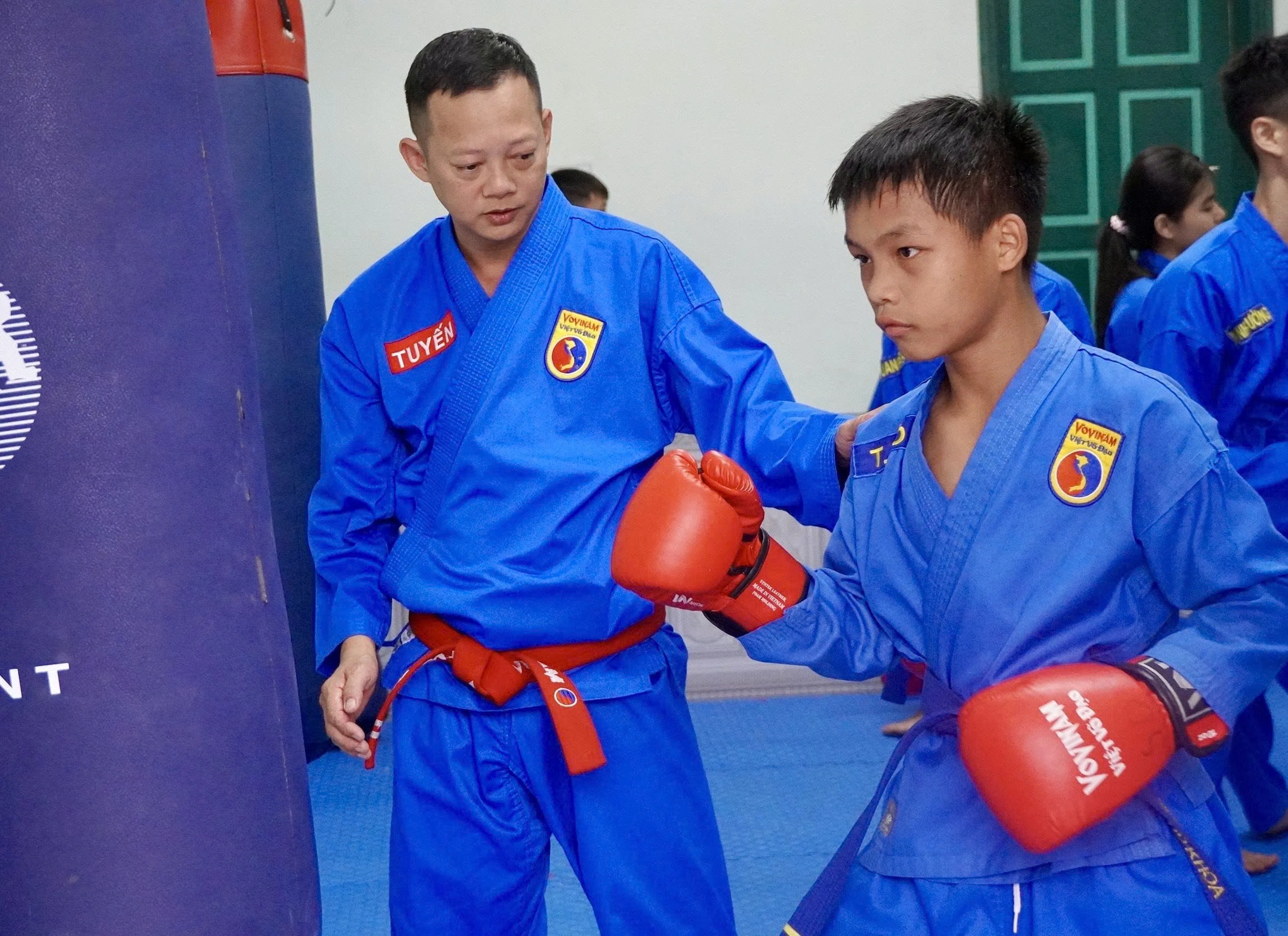 Tin ở ngày mai!