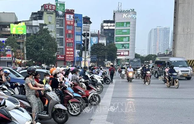 Cần tính toán phương án hỗ trợ người dân chuyển đổi phương tiện giao thông