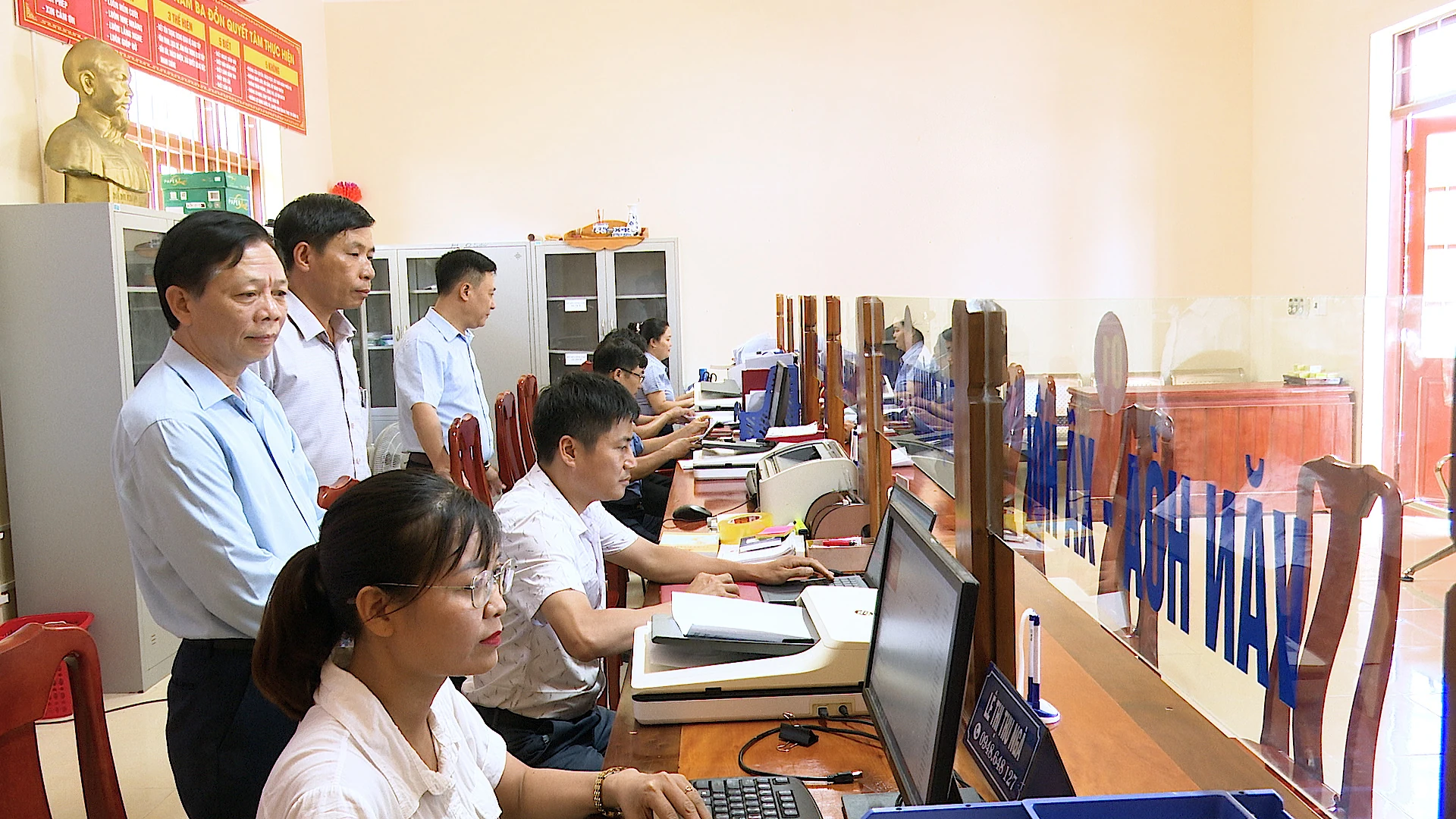 Xã Nam Ba Đồn dẫn đầu về bộ chỉ số phục vụ người dân, doanh nghiệp trên địa bàn tỉnh