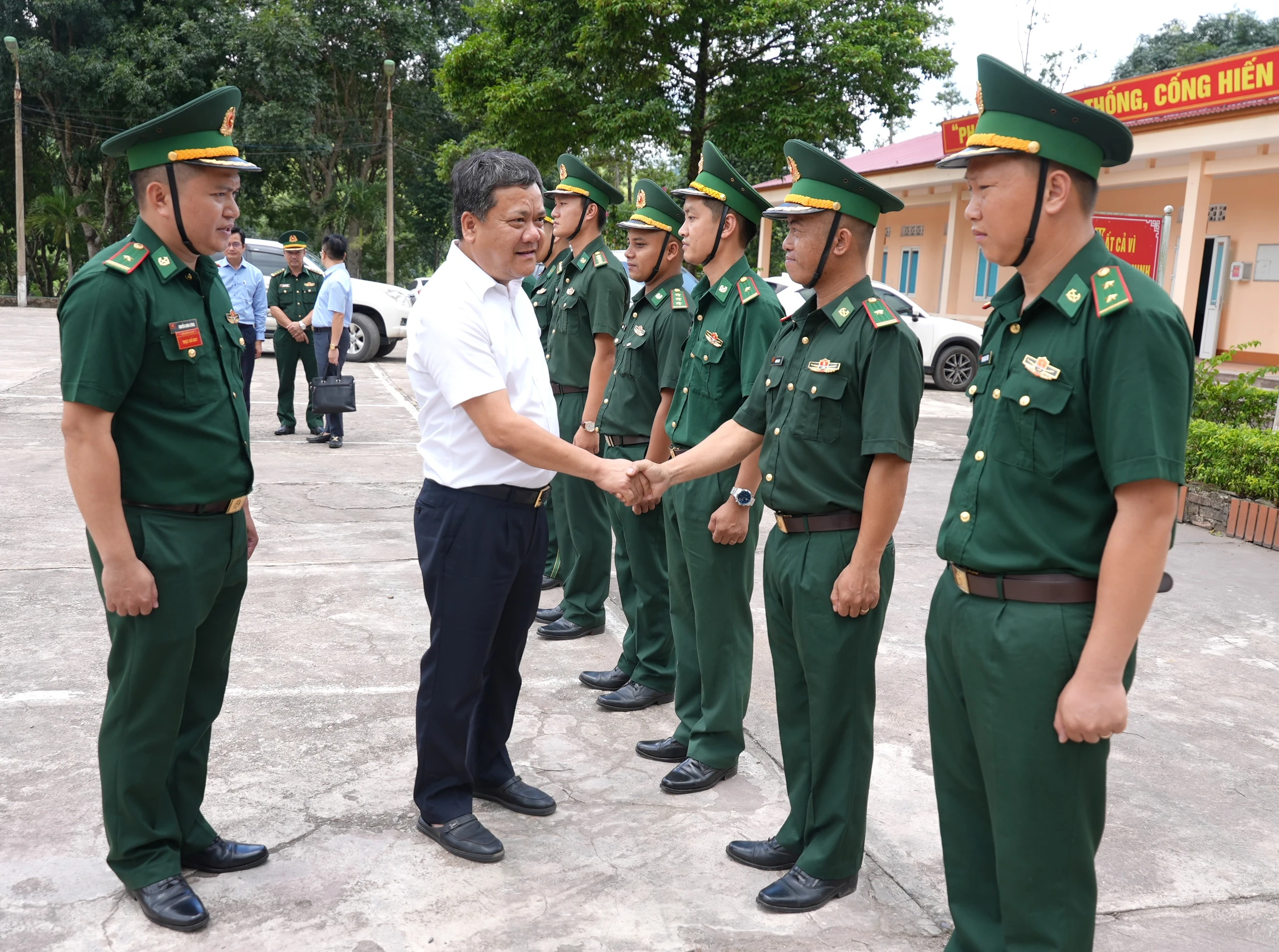 Đẩy mạnh tuyên truyền, tạo sự đồng thuận trong triển khai các công trình, dự án