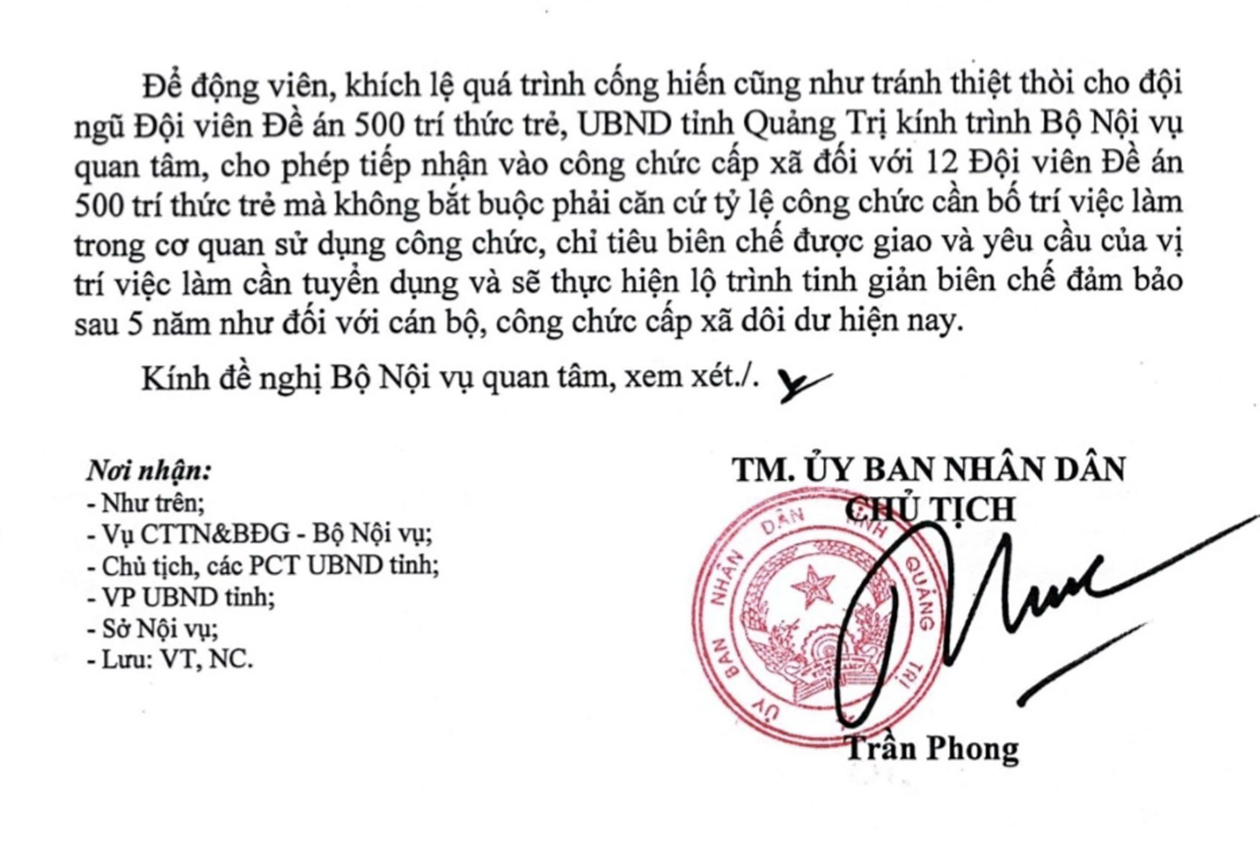 UBND tỉnh kiến nghị “đặc cách” tiếp nhận các trí thức trẻ vào công chức cấp xã