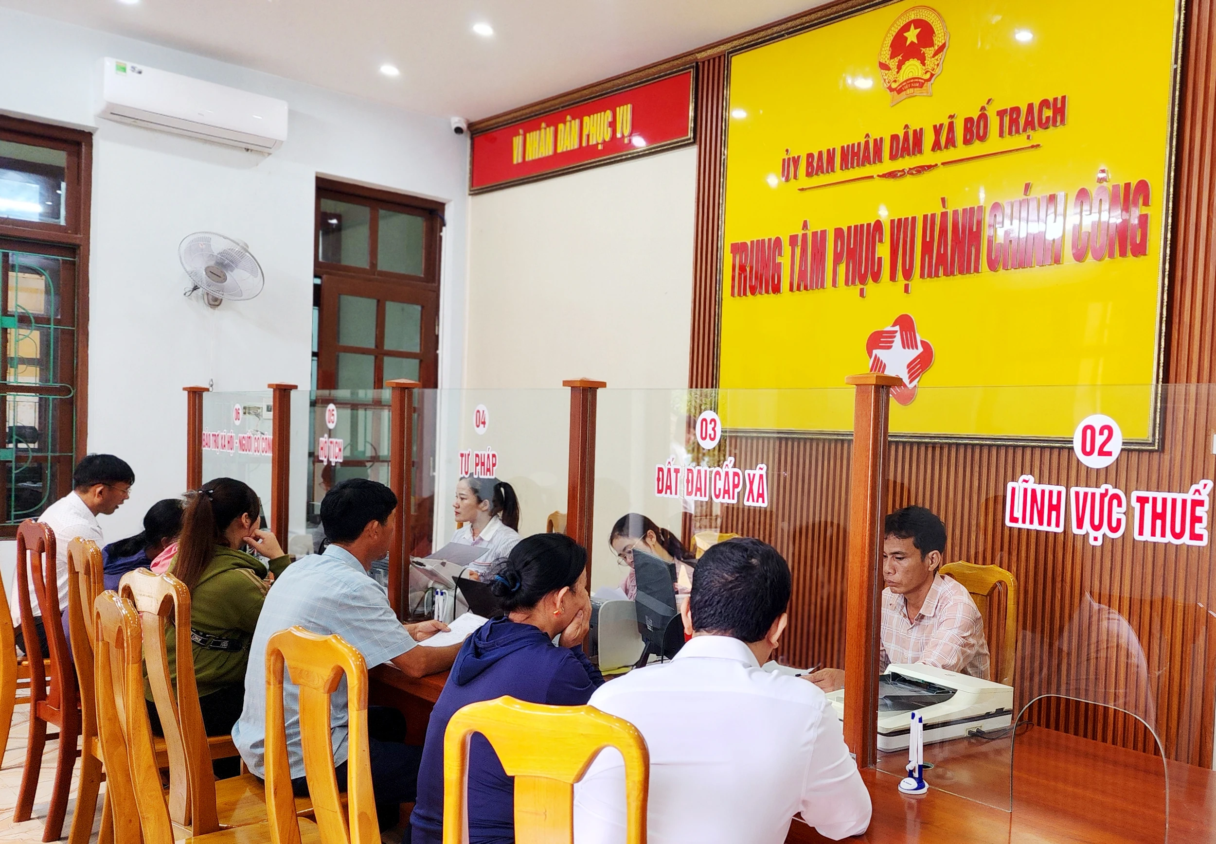 Vượt khó... hướng tương lai