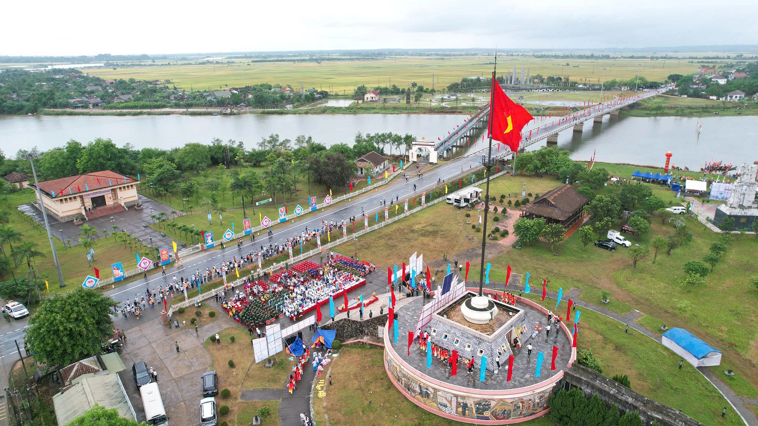 Quang Tri in July – In tribute to those fighting for the nation