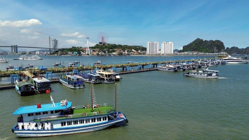 Đề nghị các địa phương kêu gọi 425 tàu thuyền ở vịnh Bắc Bộ vào nơi trú ẩn